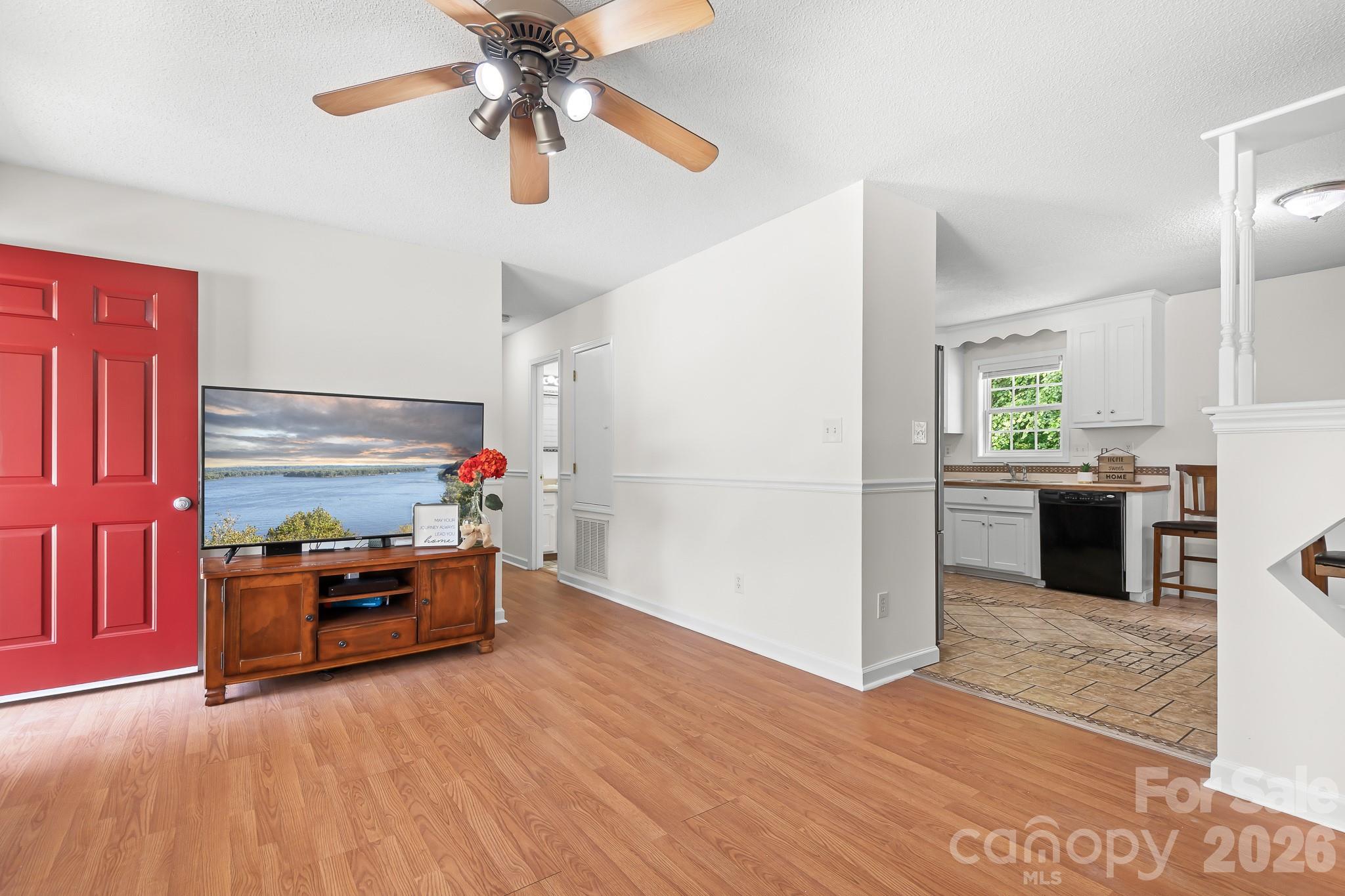 218 Vernon Street Property Photo 5