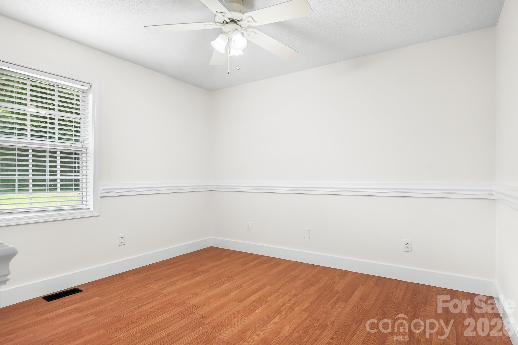 218 Vernon Street Property Photo 13