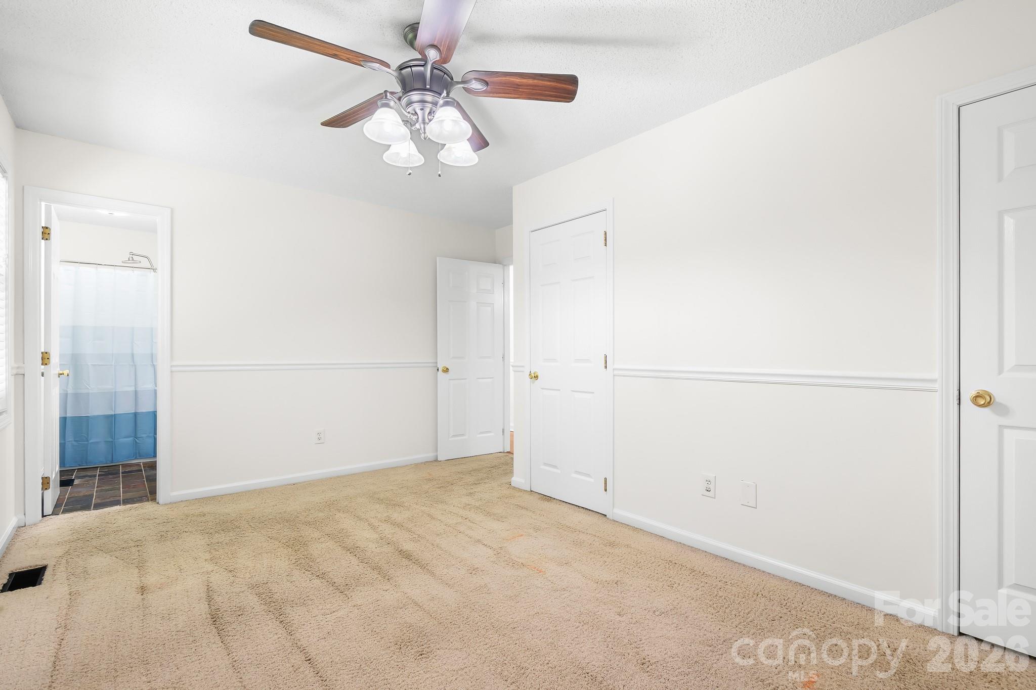 218 Vernon Street Property Photo 16