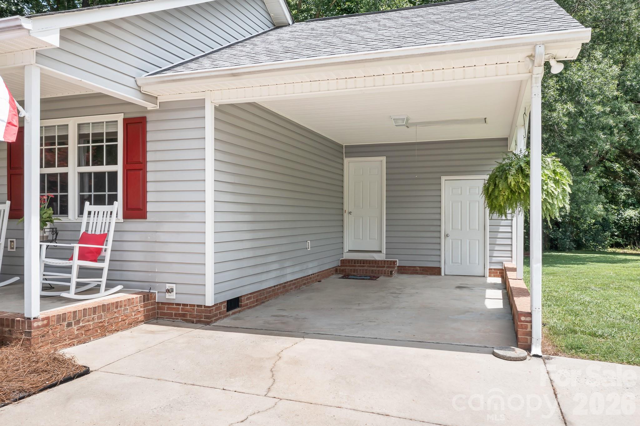 218 Vernon Street Property Photo 18