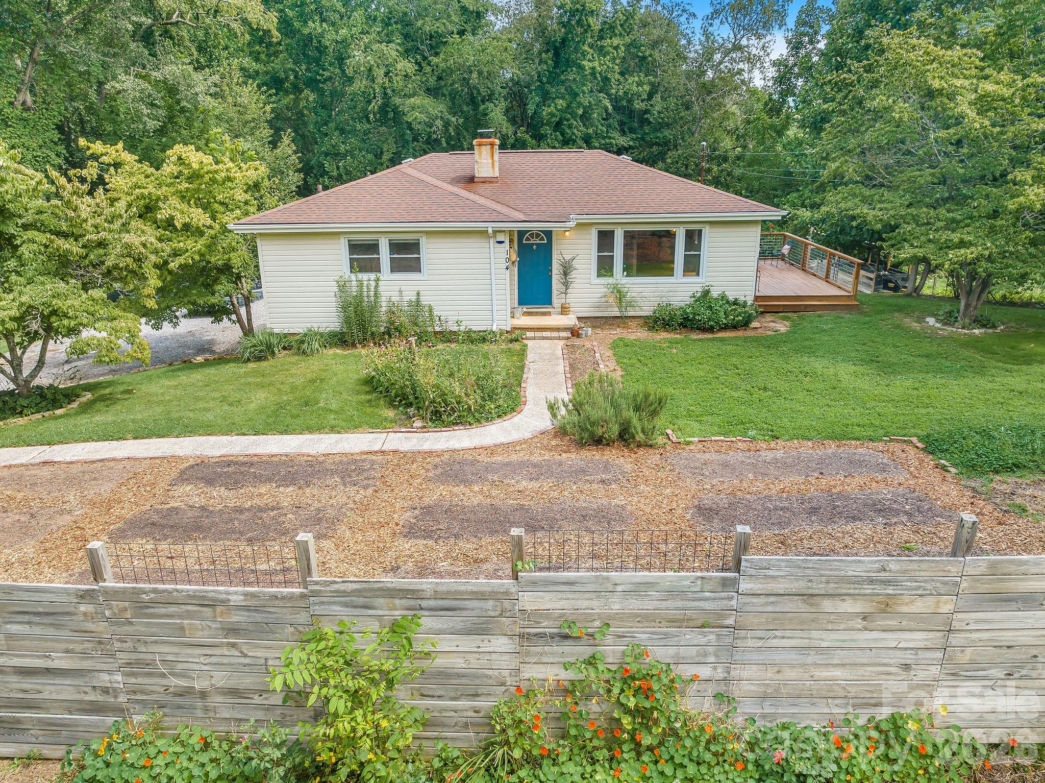 104 Justice Ridge Road Property Photo 1