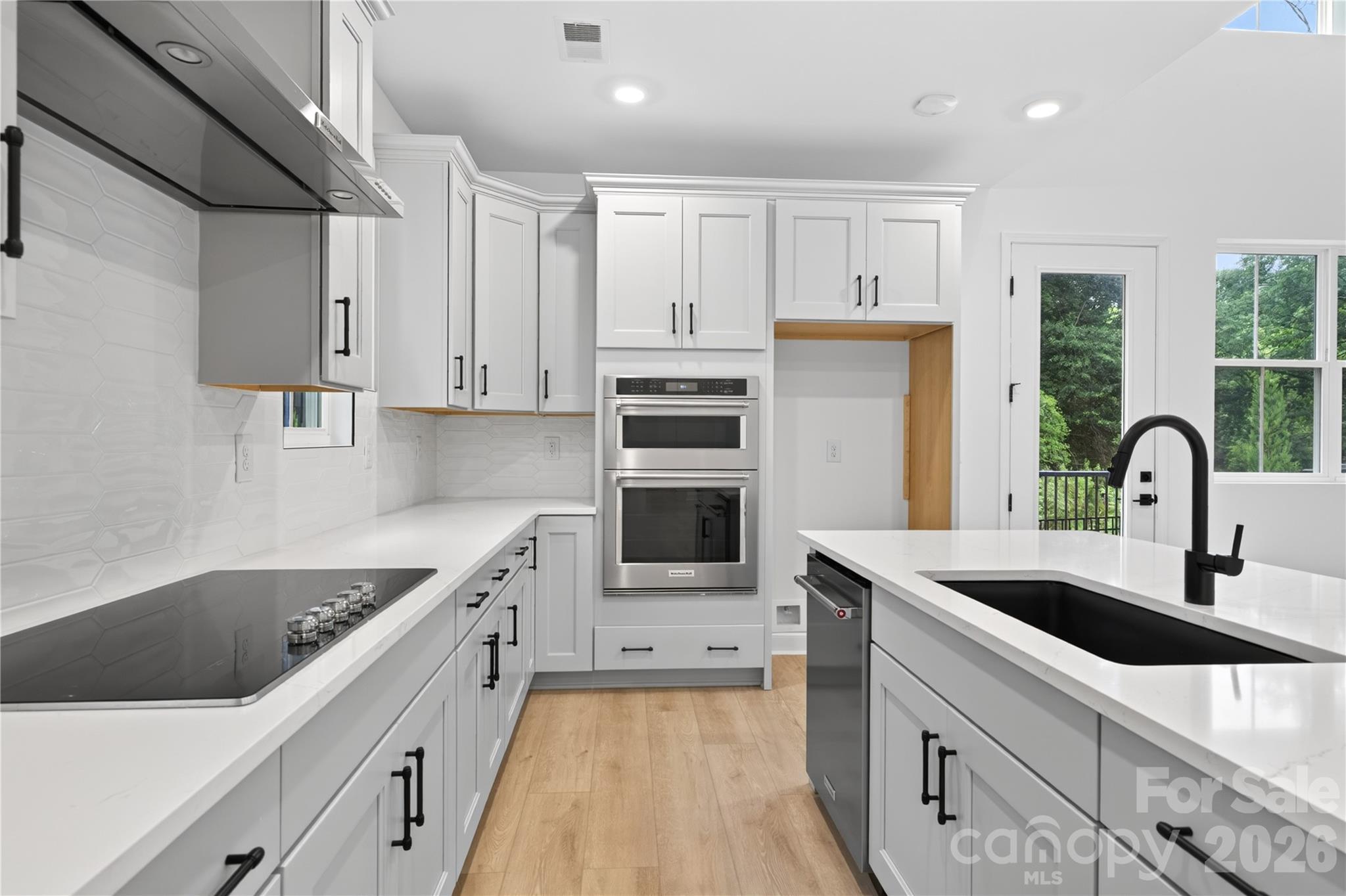 416 Celestial Drive Property Photo 3