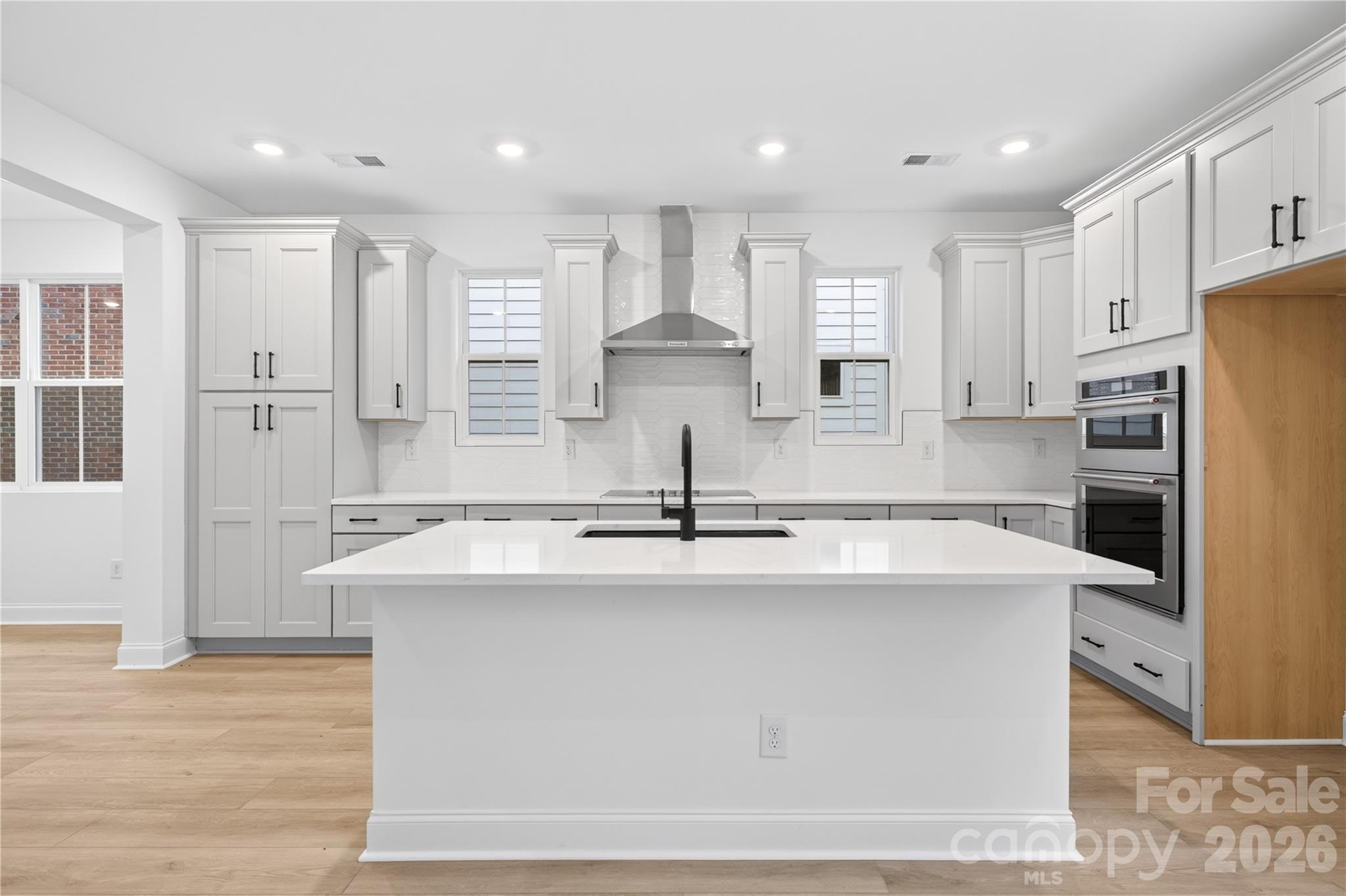 416 Celestial Drive Property Photo 5