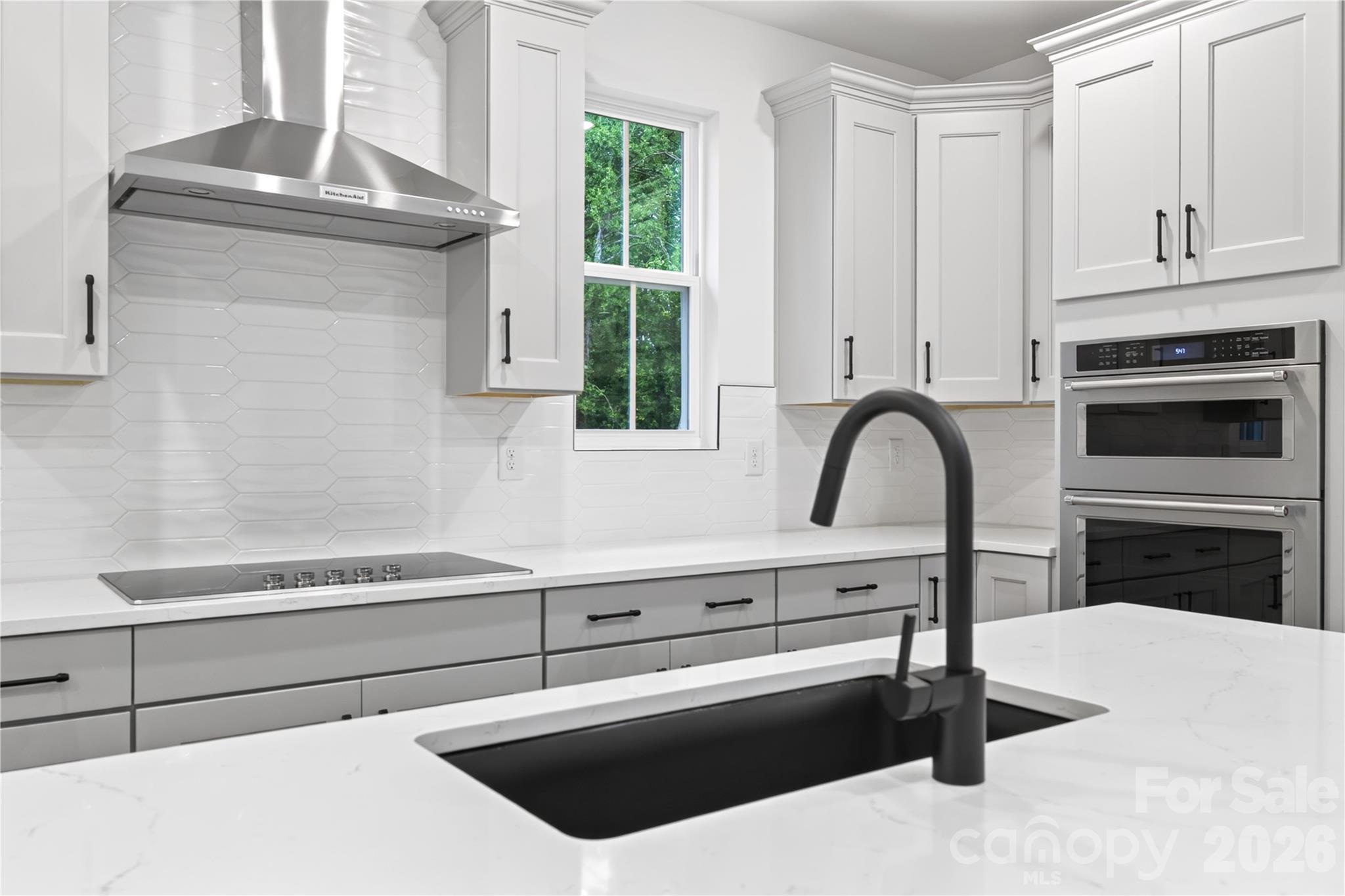 416 Celestial Drive Property Photo 6