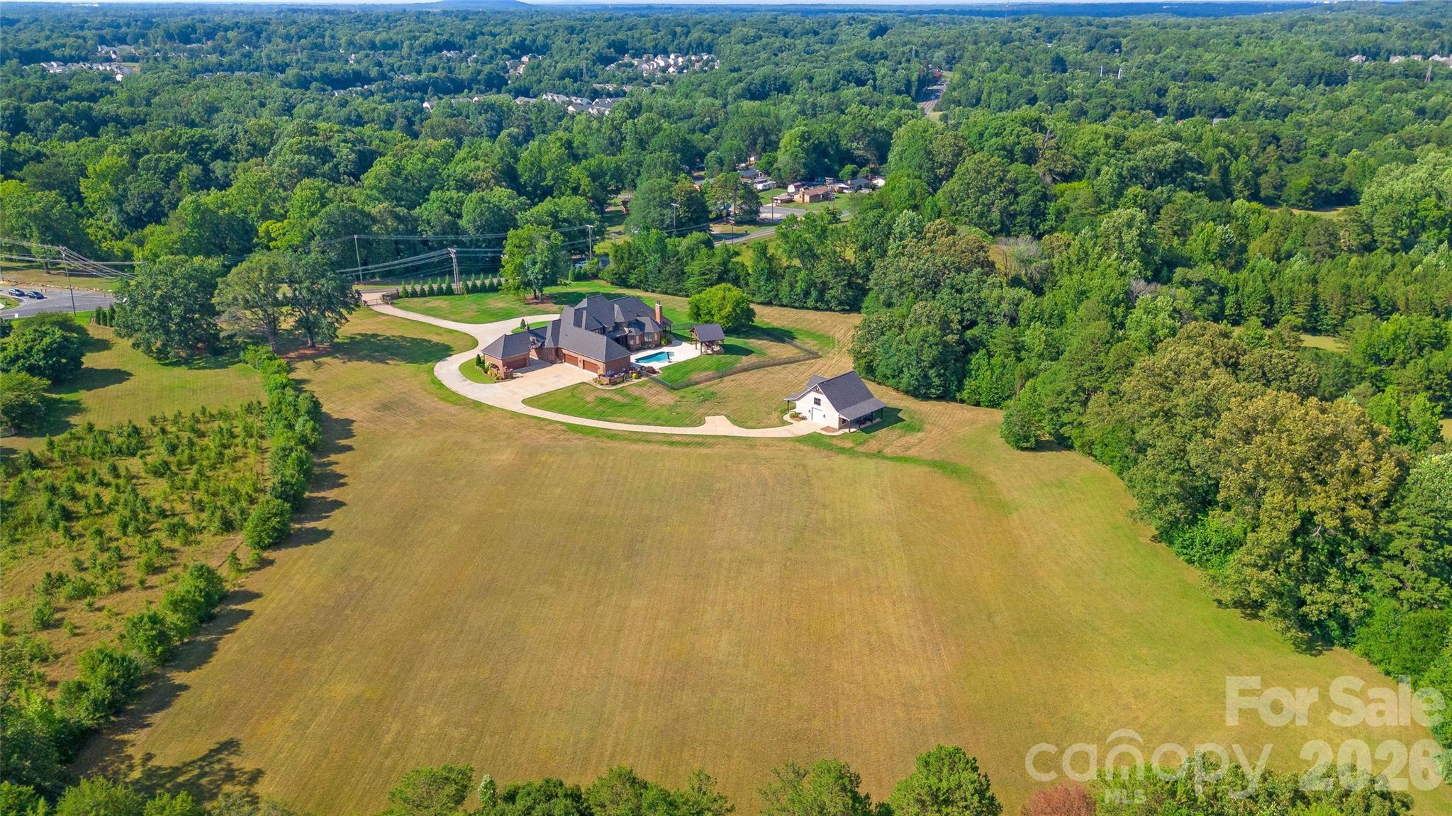 3200 Beaty Road Property Photo 5