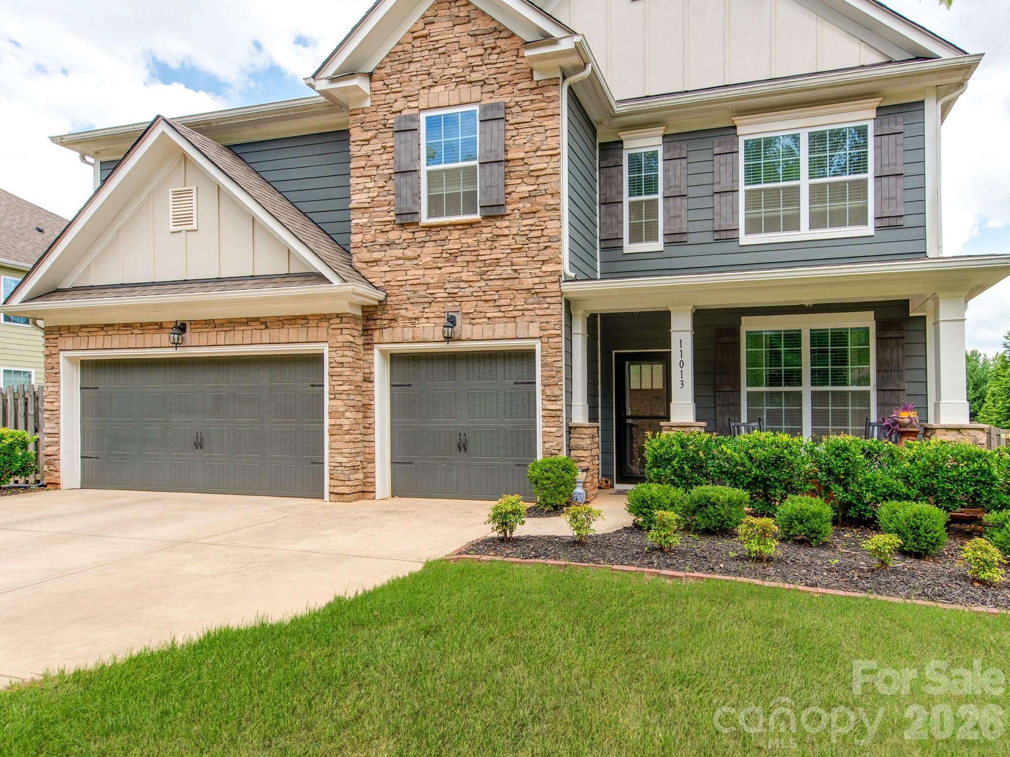 11013 Charmont Place Property Photo 3