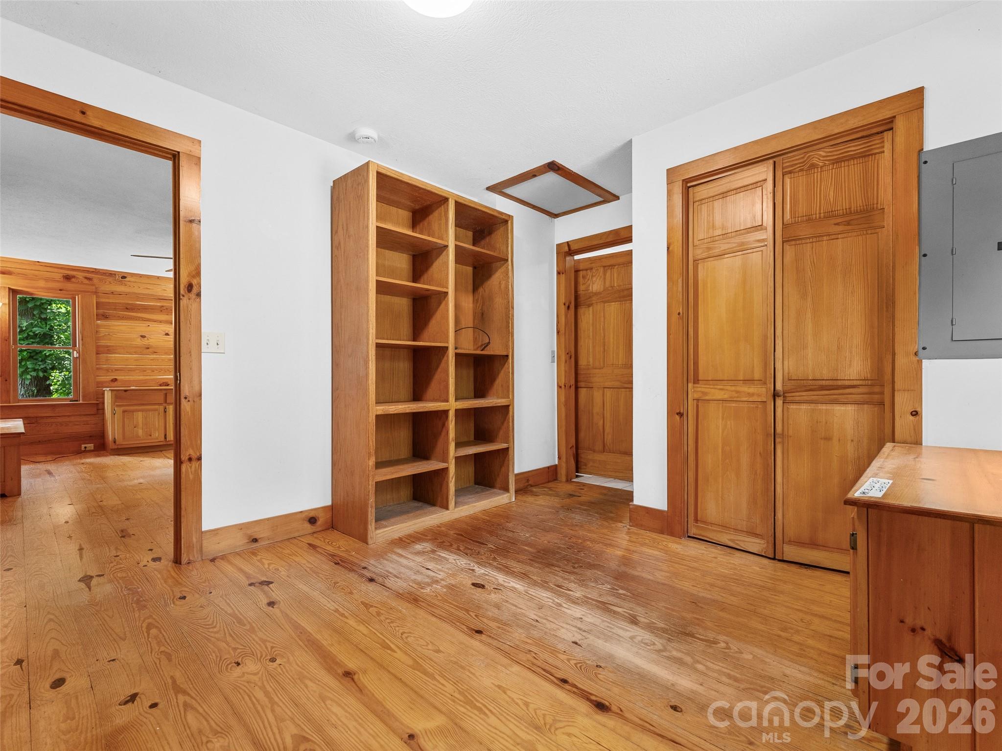 549 Henderson Street Property Photo 11