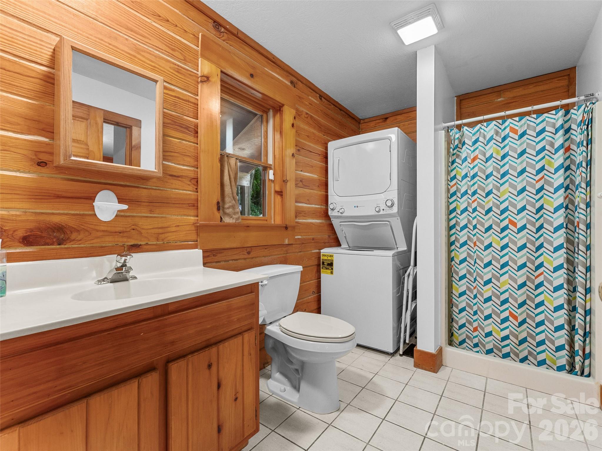 549 Henderson Street Property Photo 12