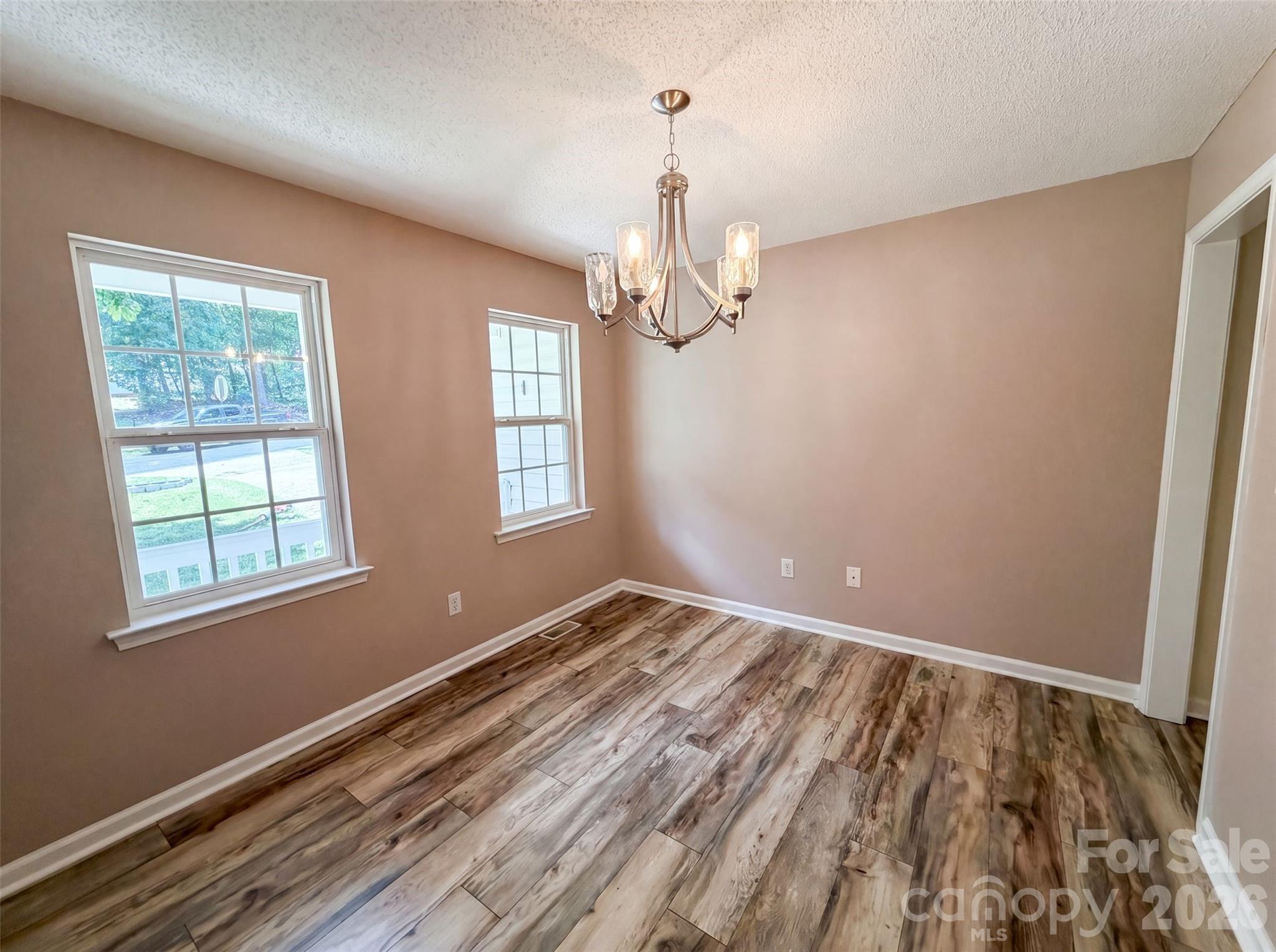 311 Hickory Wood Drive Property Photo 7