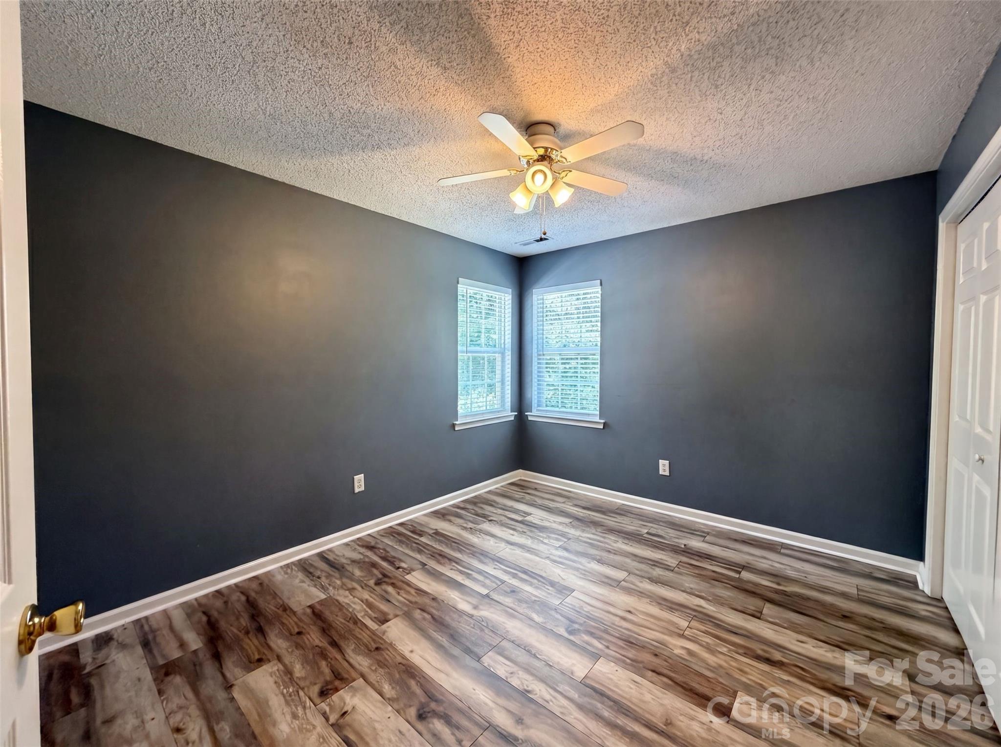 311 Hickory Wood Drive Property Photo 8