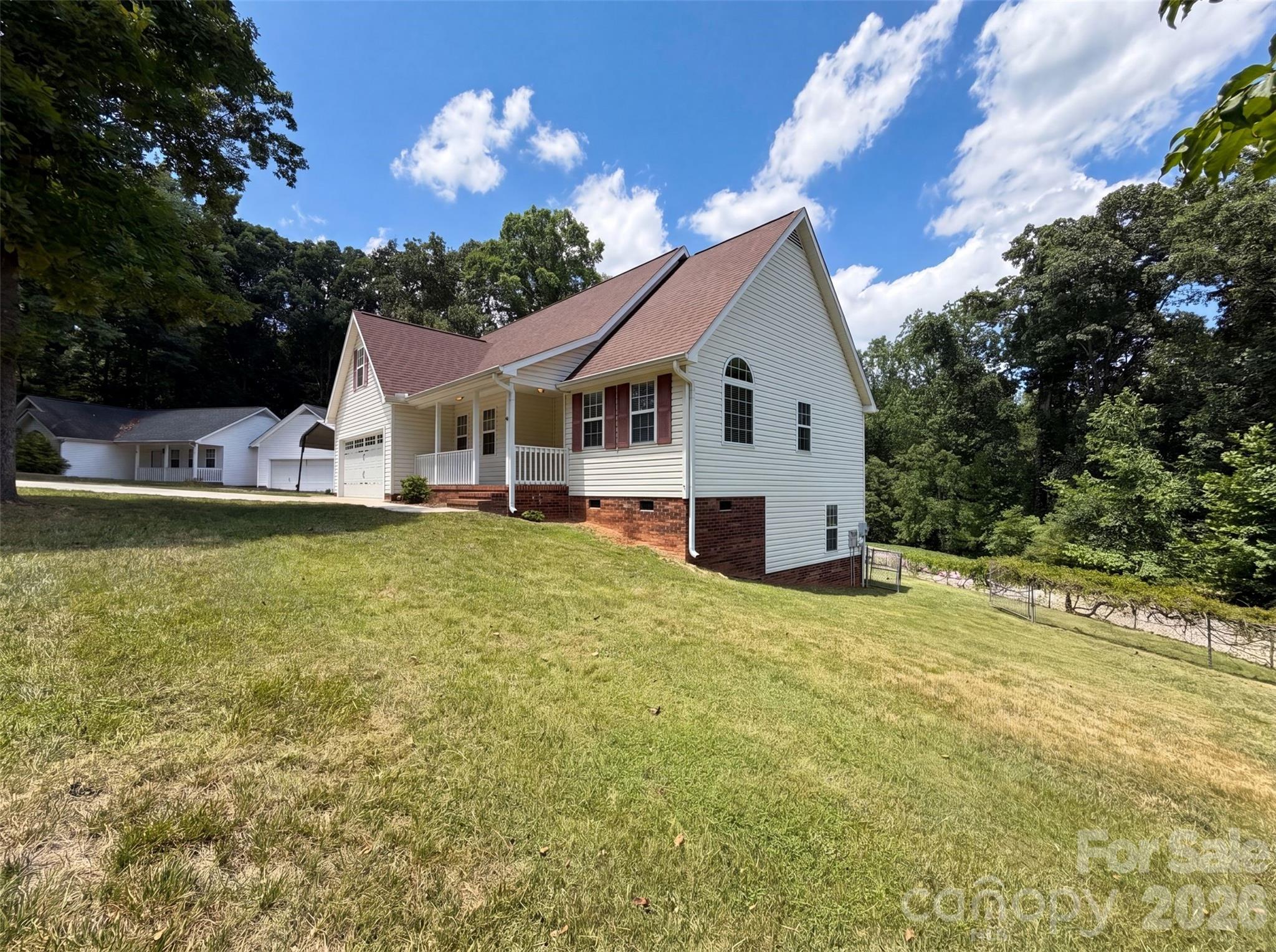311 Hickory Wood Drive Property Photo 23