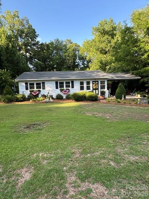 606 N Pine Lane Property Photo 1