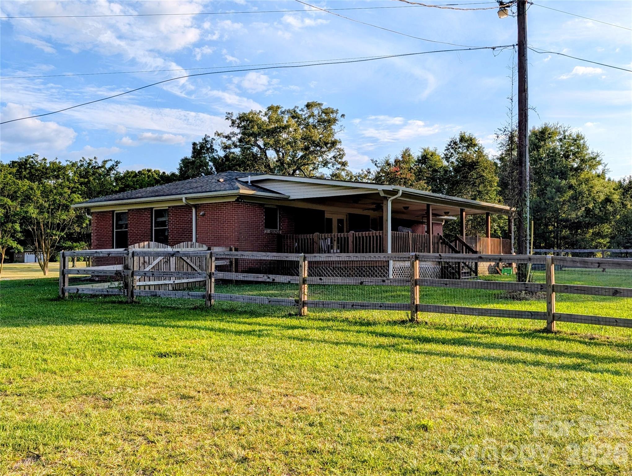 1812 Ruben Road Property Photo 4