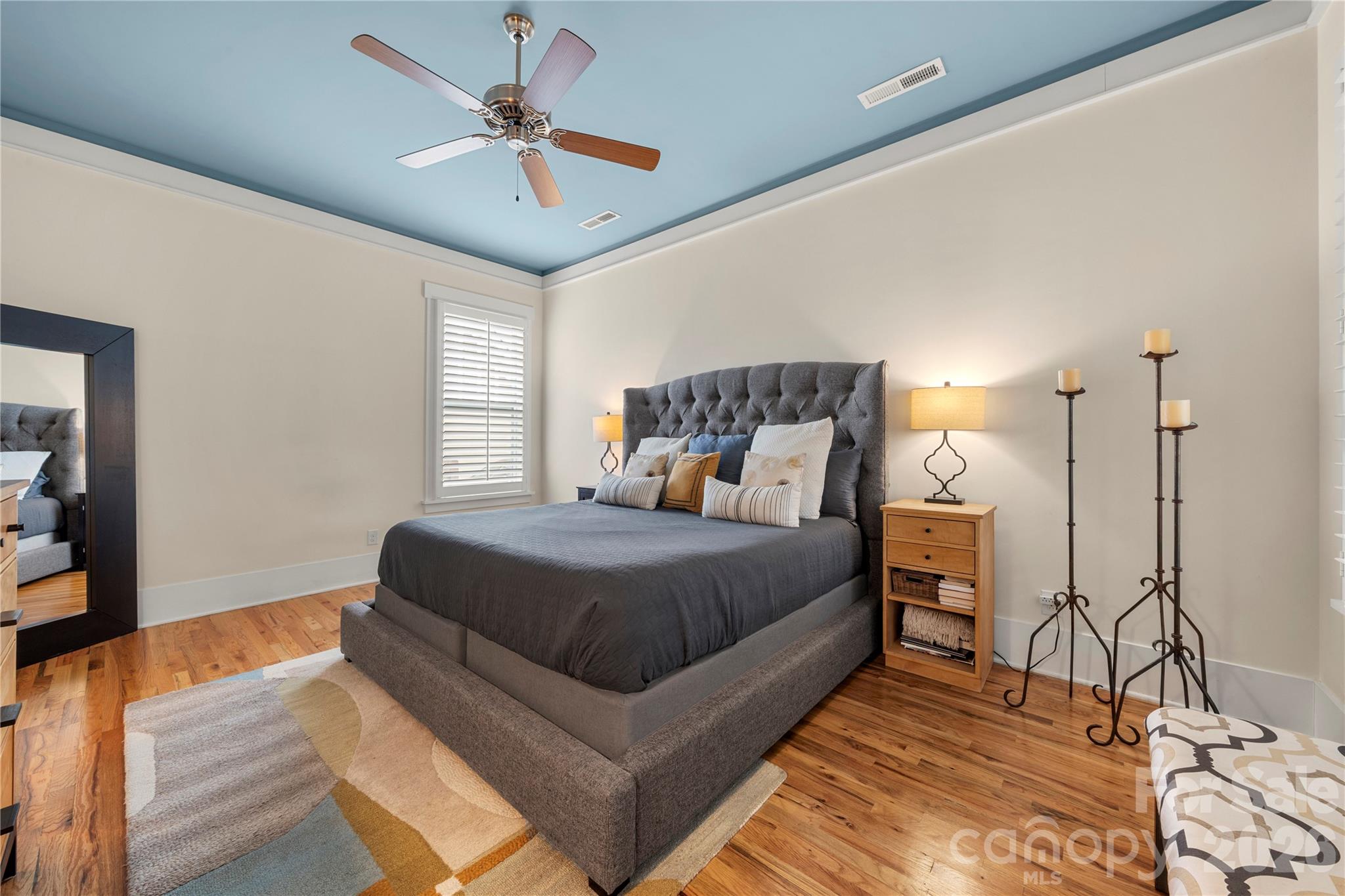 451 Luray Way Property Photo 29