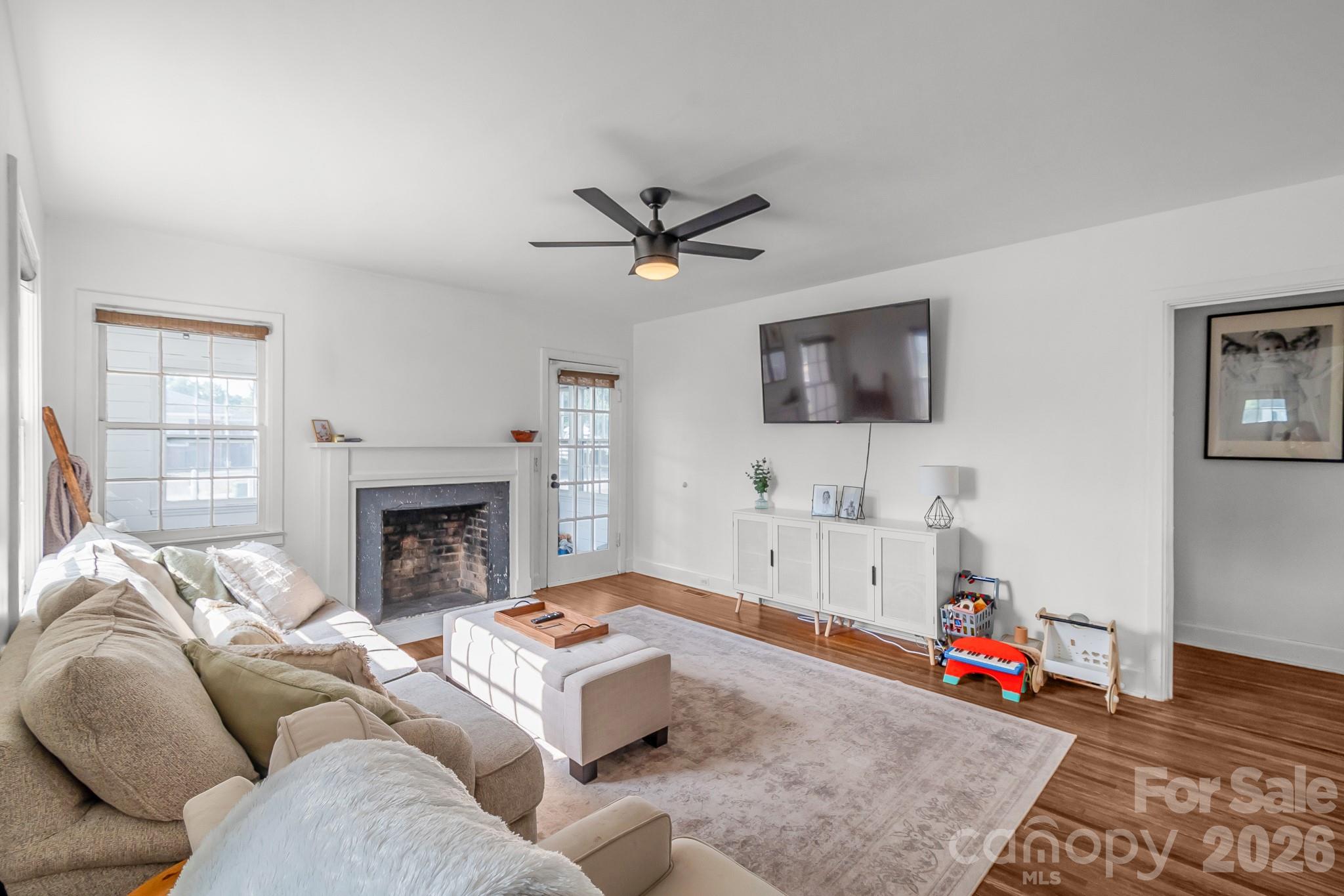 316 S Matson Street Property Photo 45