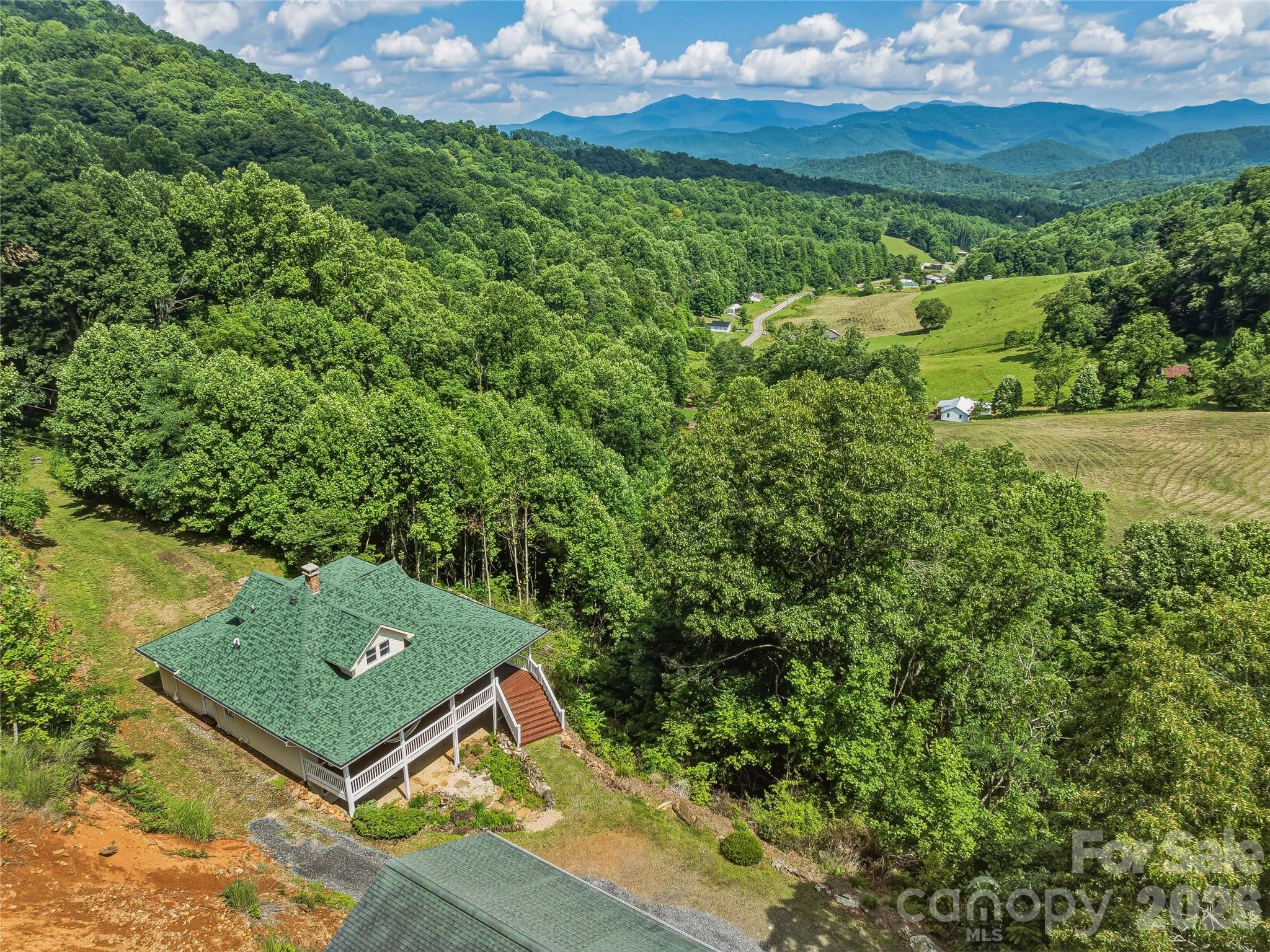 1856 Lickskillet Road Property Photo 2