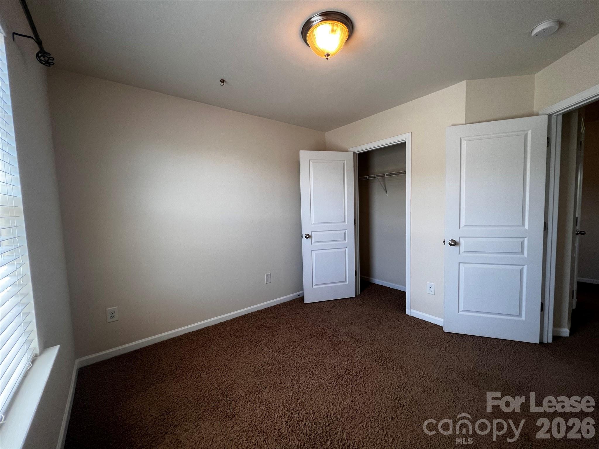 157 Leyton Loop E Property Photo 6
