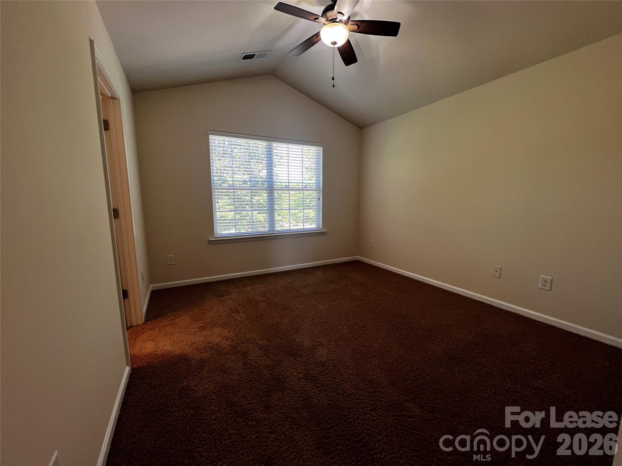 157 Leyton Loop E Property Photo 12