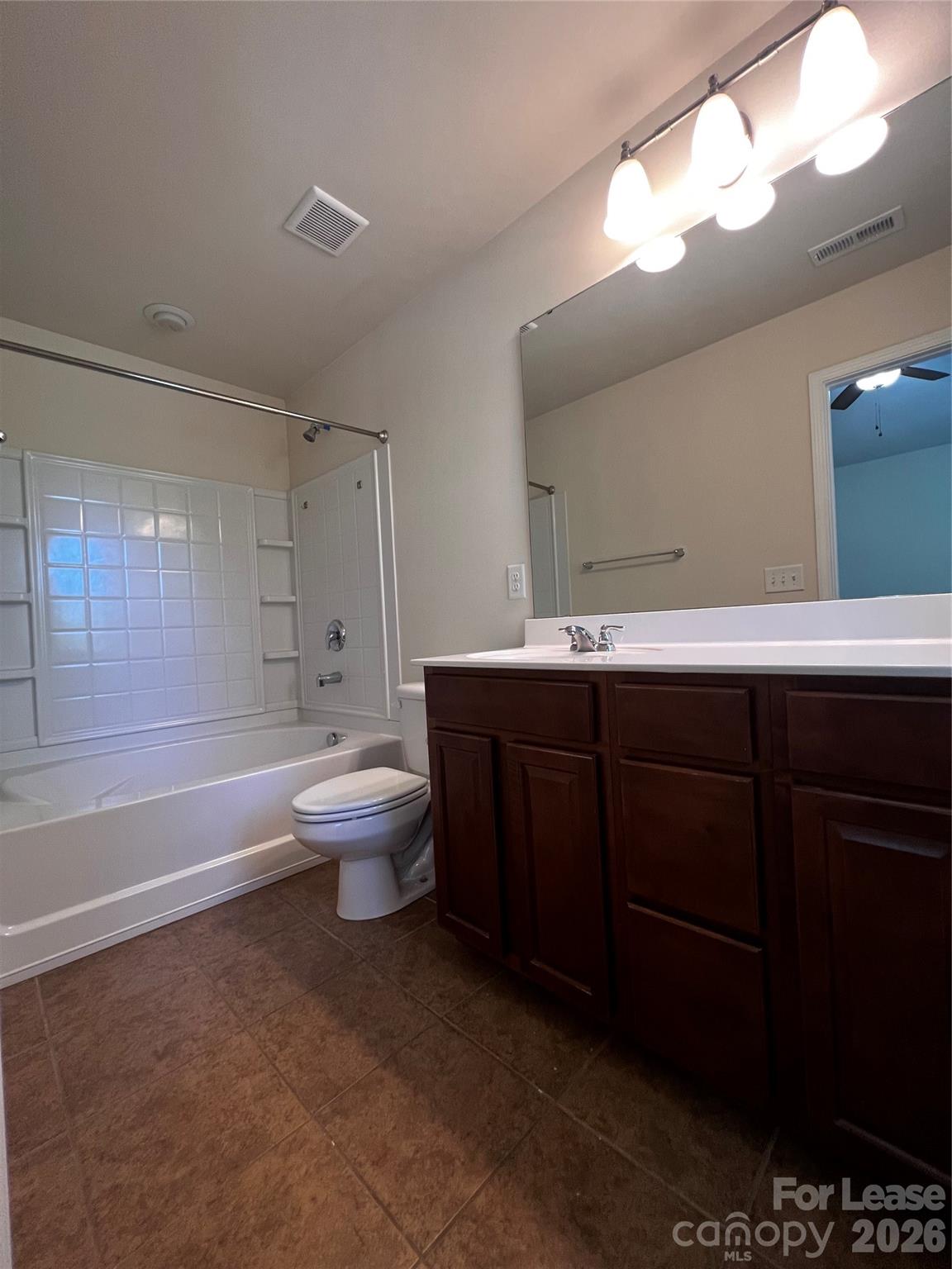 157 Leyton Loop E Property Photo 14