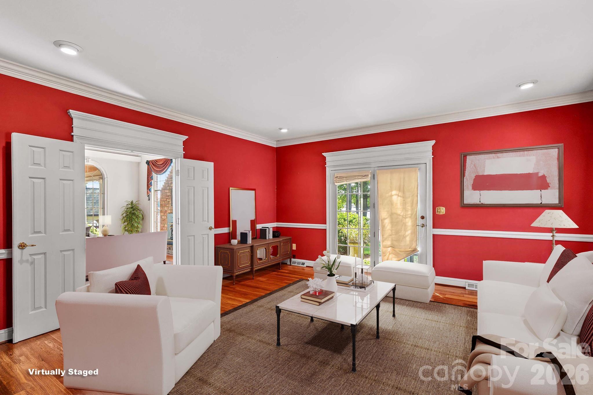 810 Fox Hollow Lane Property Photo 17