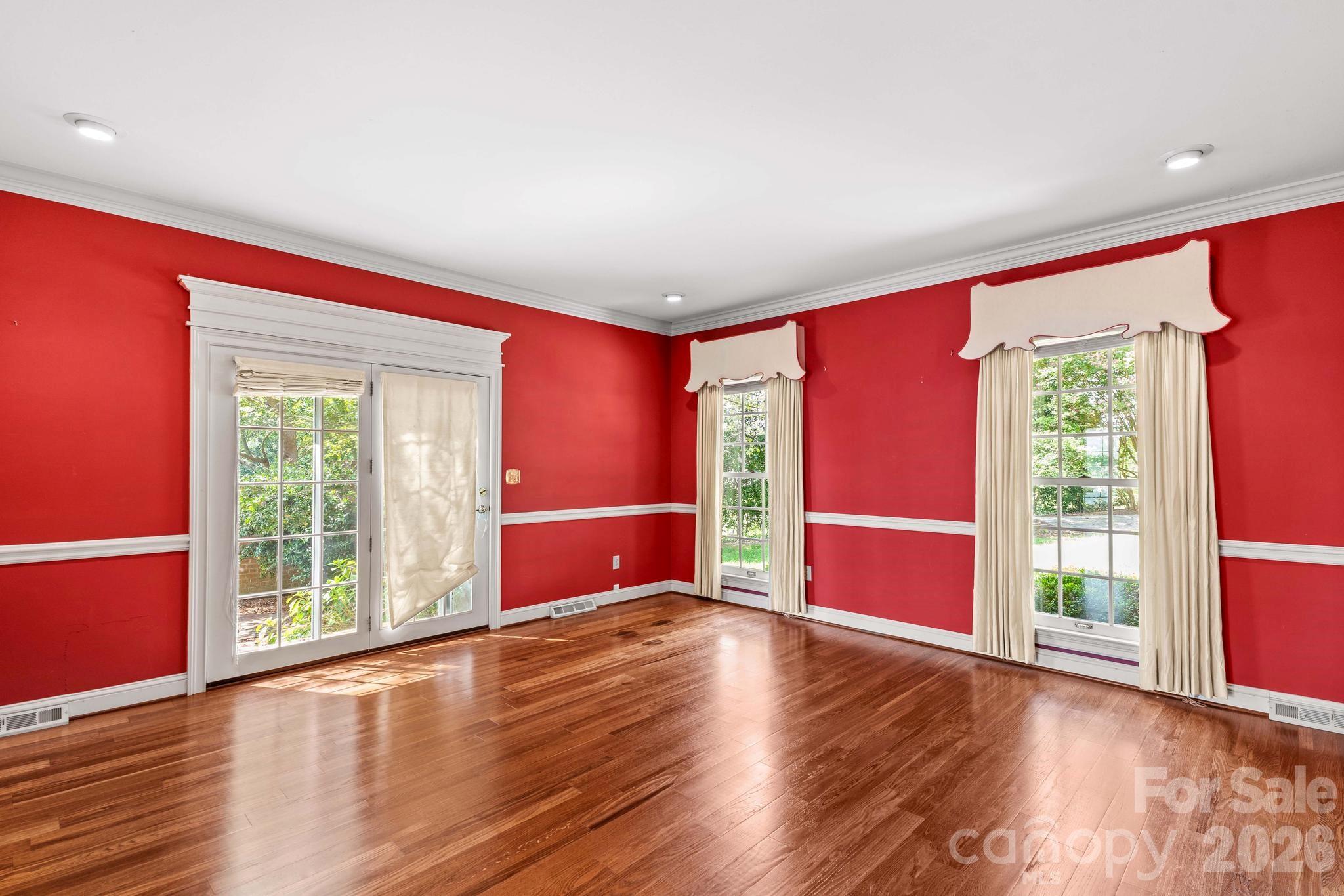810 Fox Hollow Lane Property Photo 18