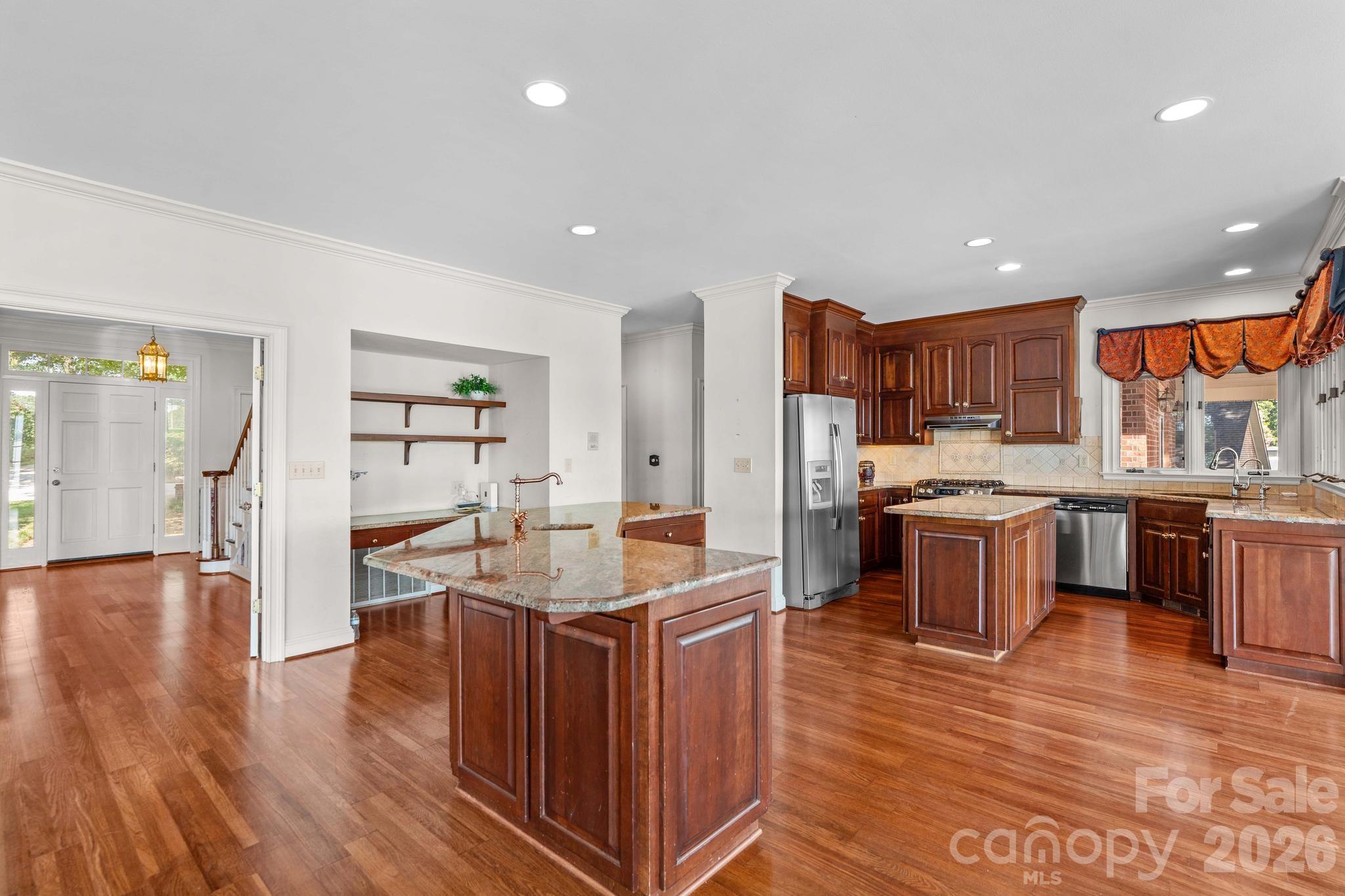 810 Fox Hollow Lane Property Photo 23