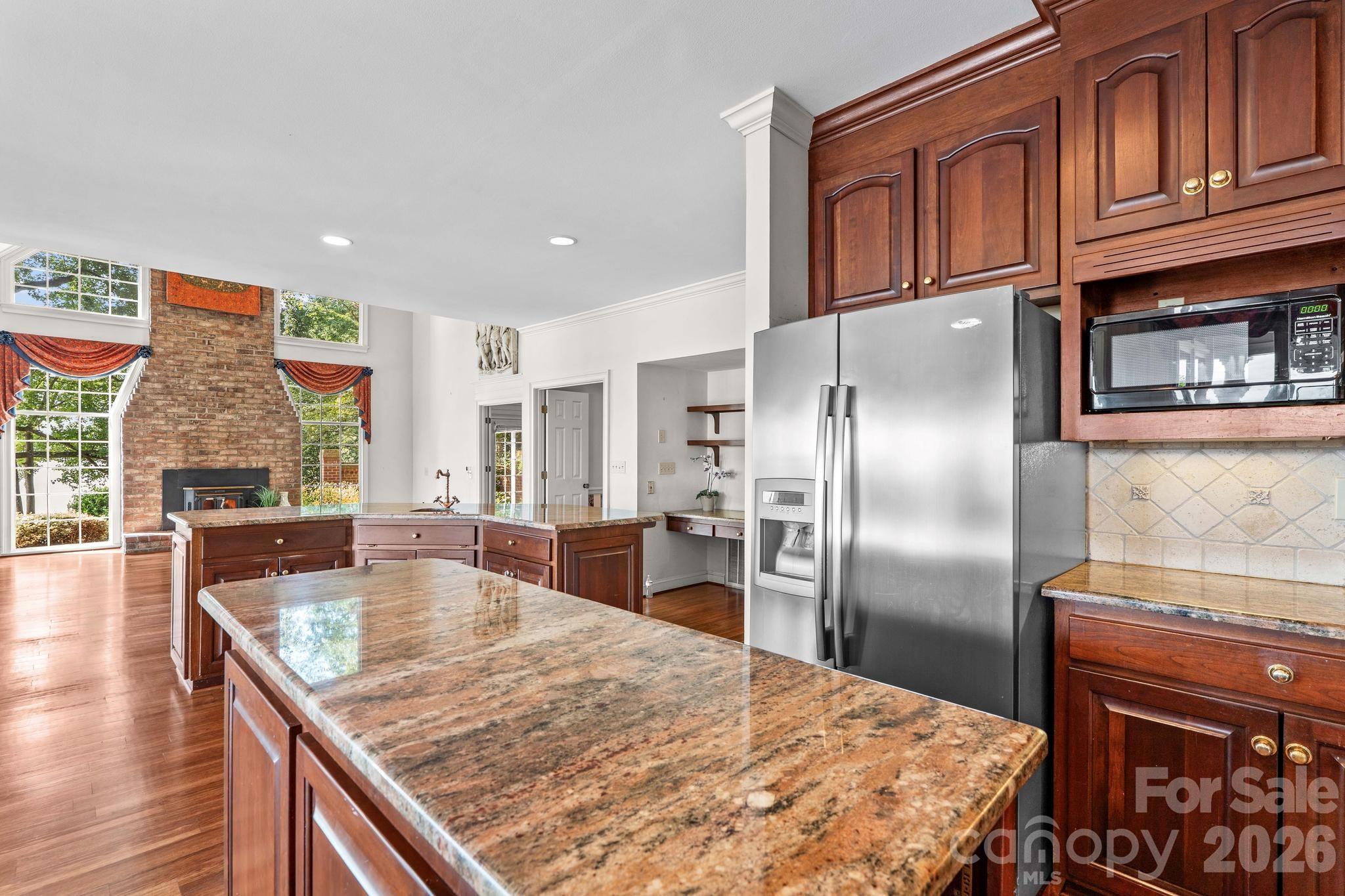 810 Fox Hollow Lane Property Photo 25