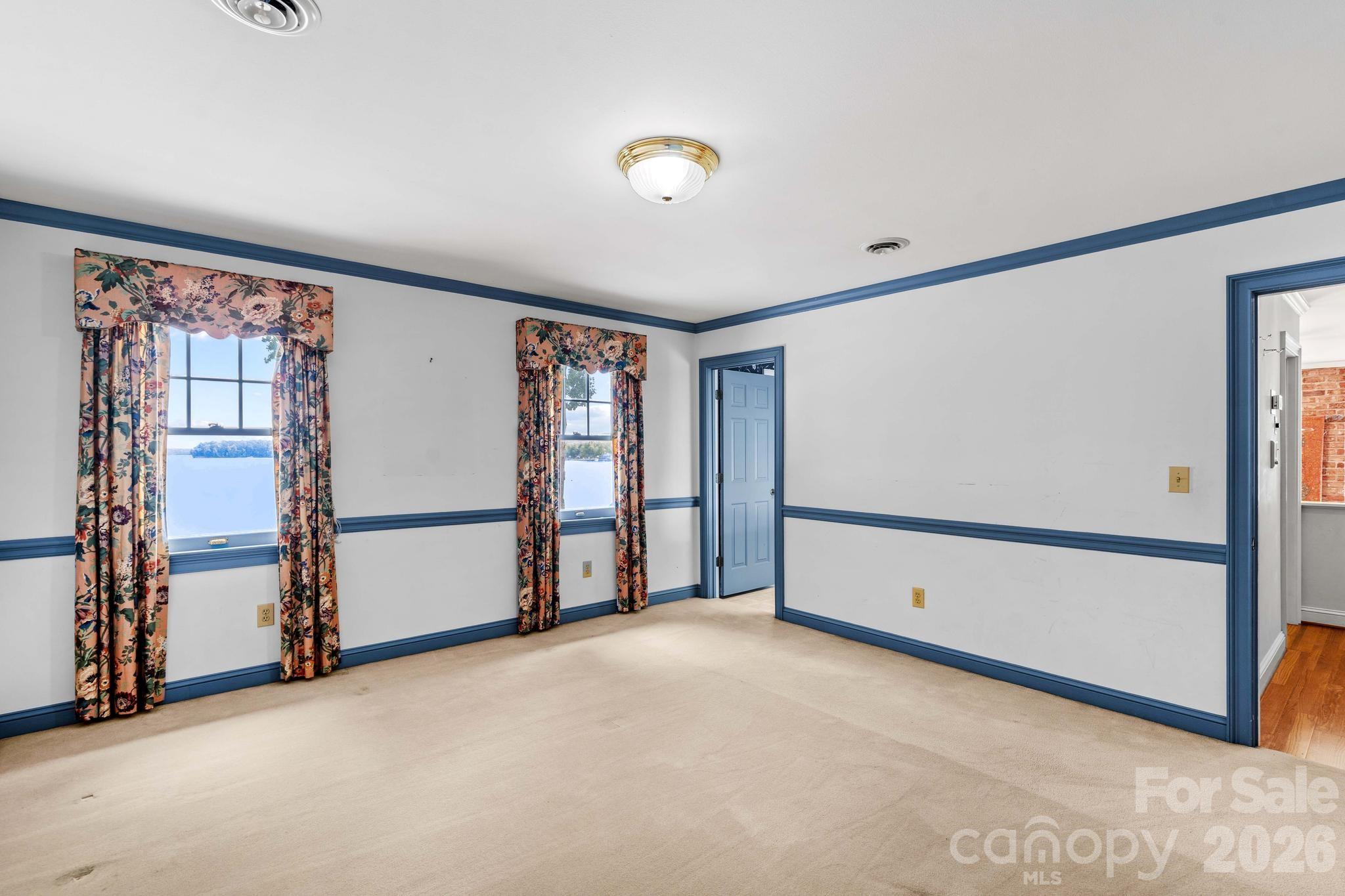 810 Fox Hollow Lane Property Photo 41
