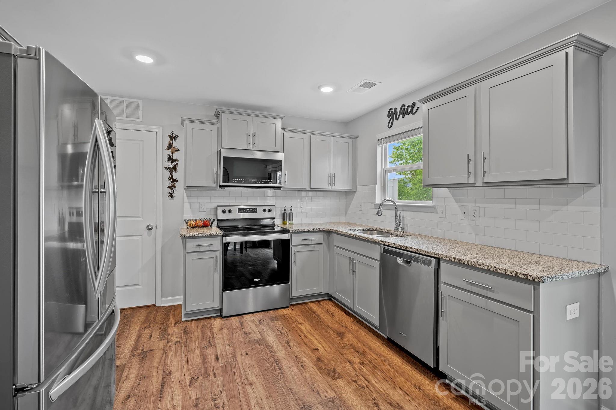 10 Benedict Lane Property Photo 9
