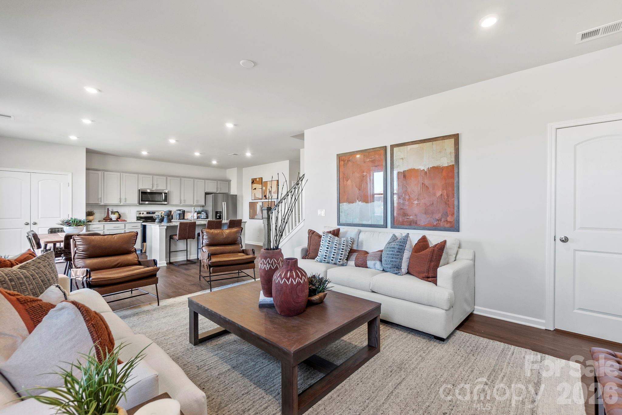 823 Olde England Drive Property Photo 14