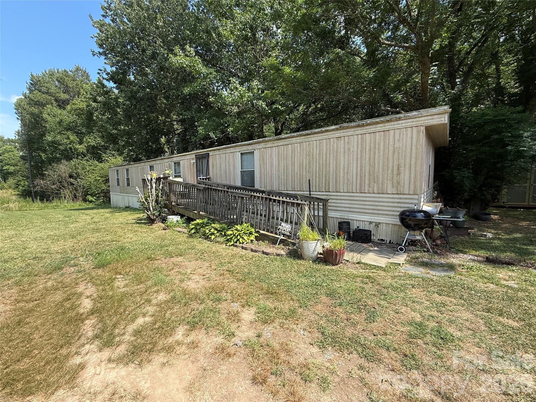 495 High Rock Crusher Road Property Photo 2
