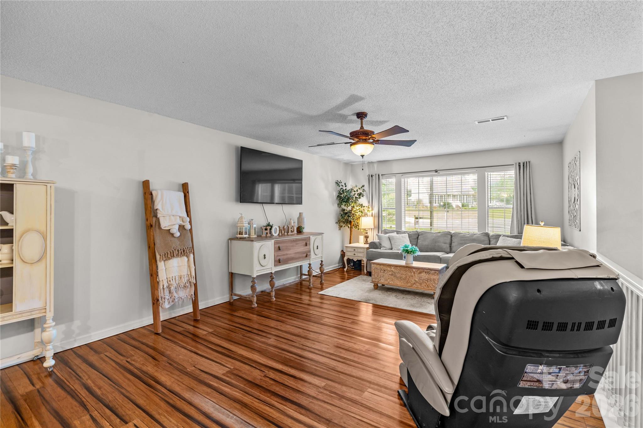 135 Chapel Court Property Photo 14