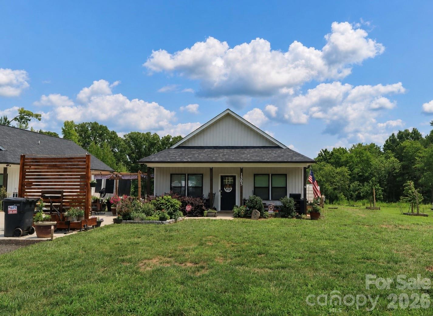 1305 Scout Road Property Photo 3