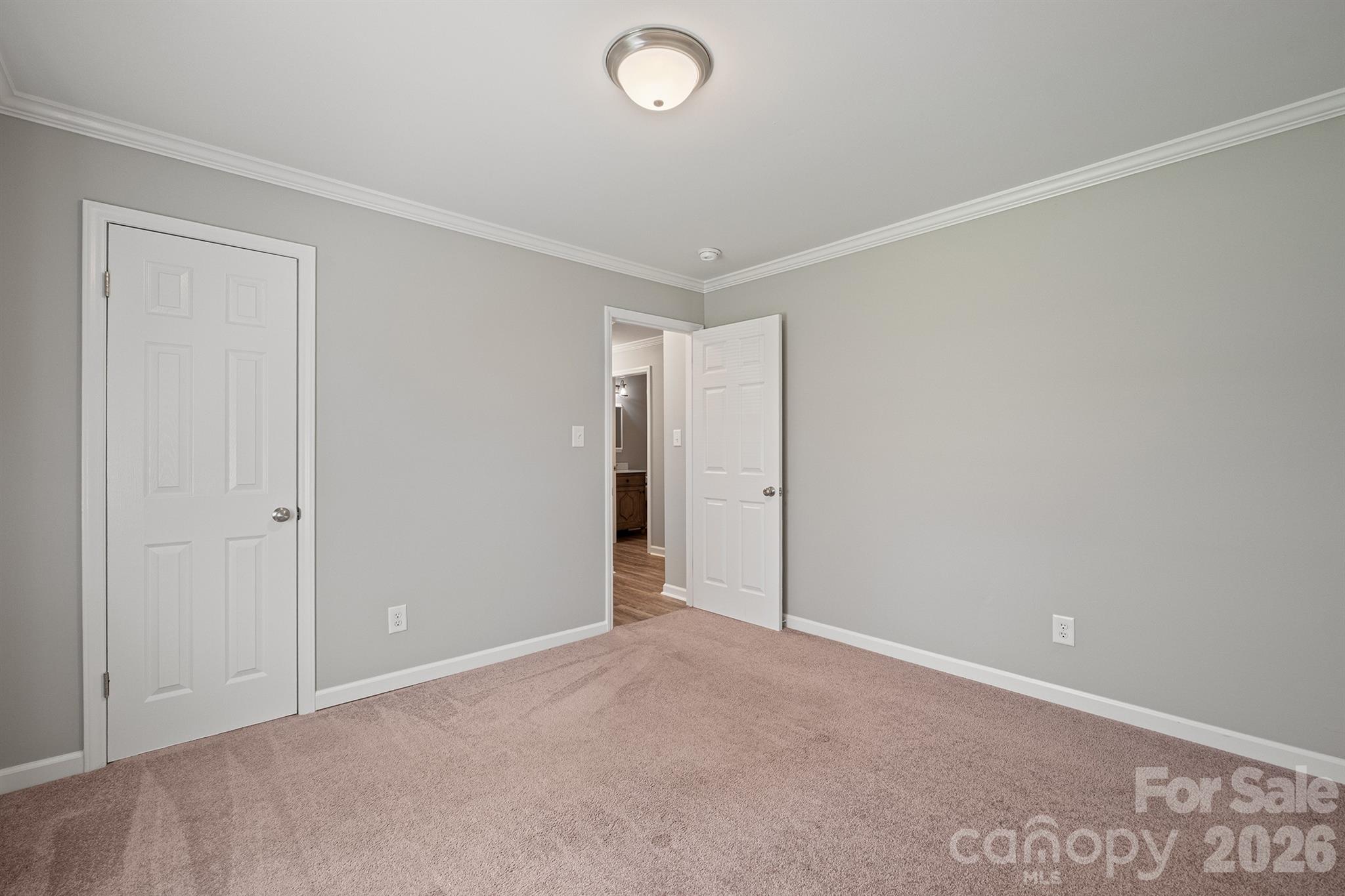 111 Lois Court Property Photo 20