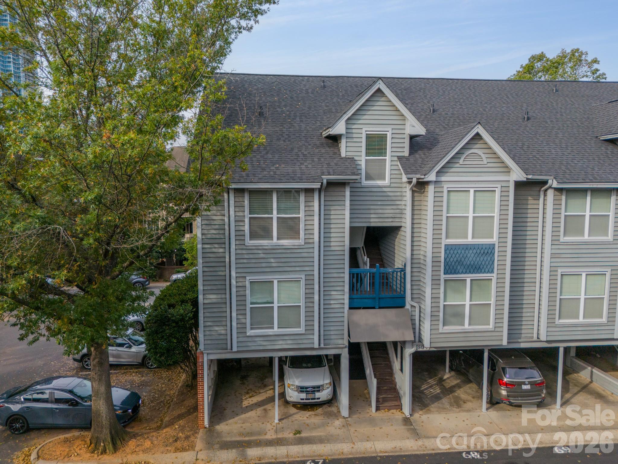 513 N Graham Street 3h Property Photo 2