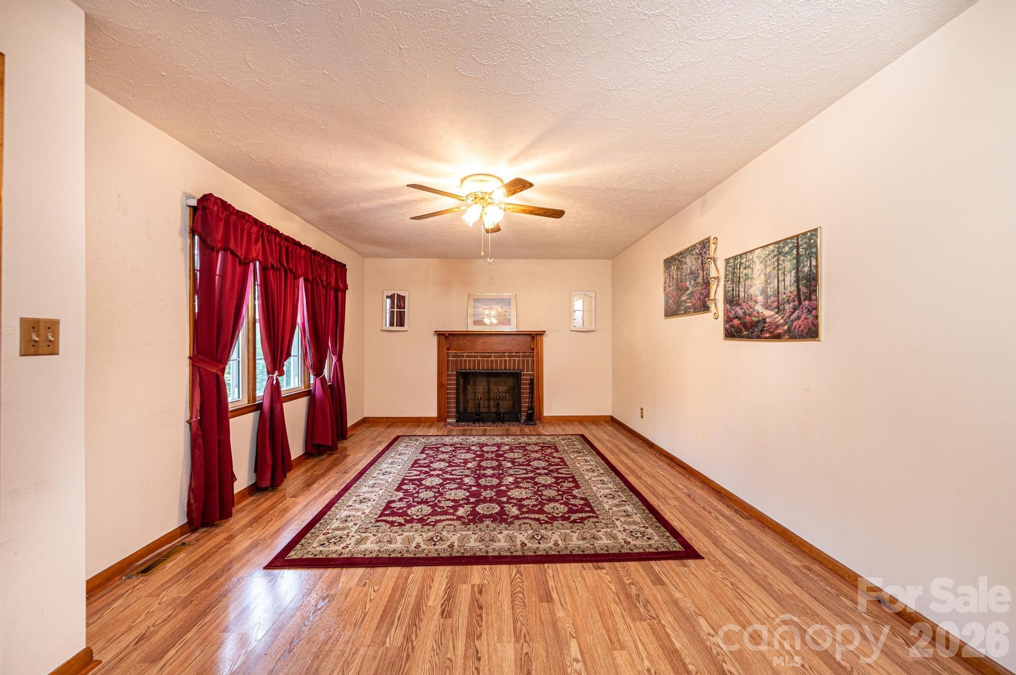 119 Foothill Drive Property Photo 13