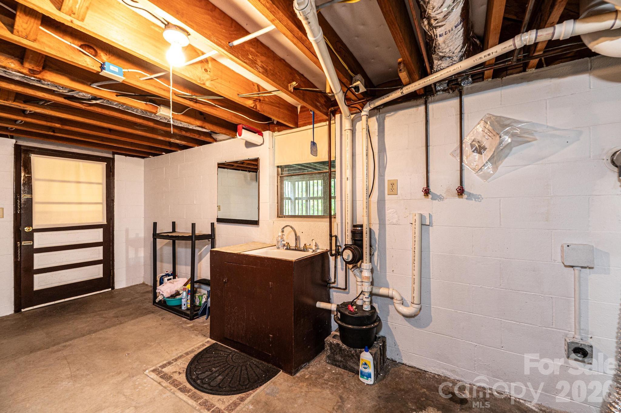 119 Foothill Drive Property Photo 40