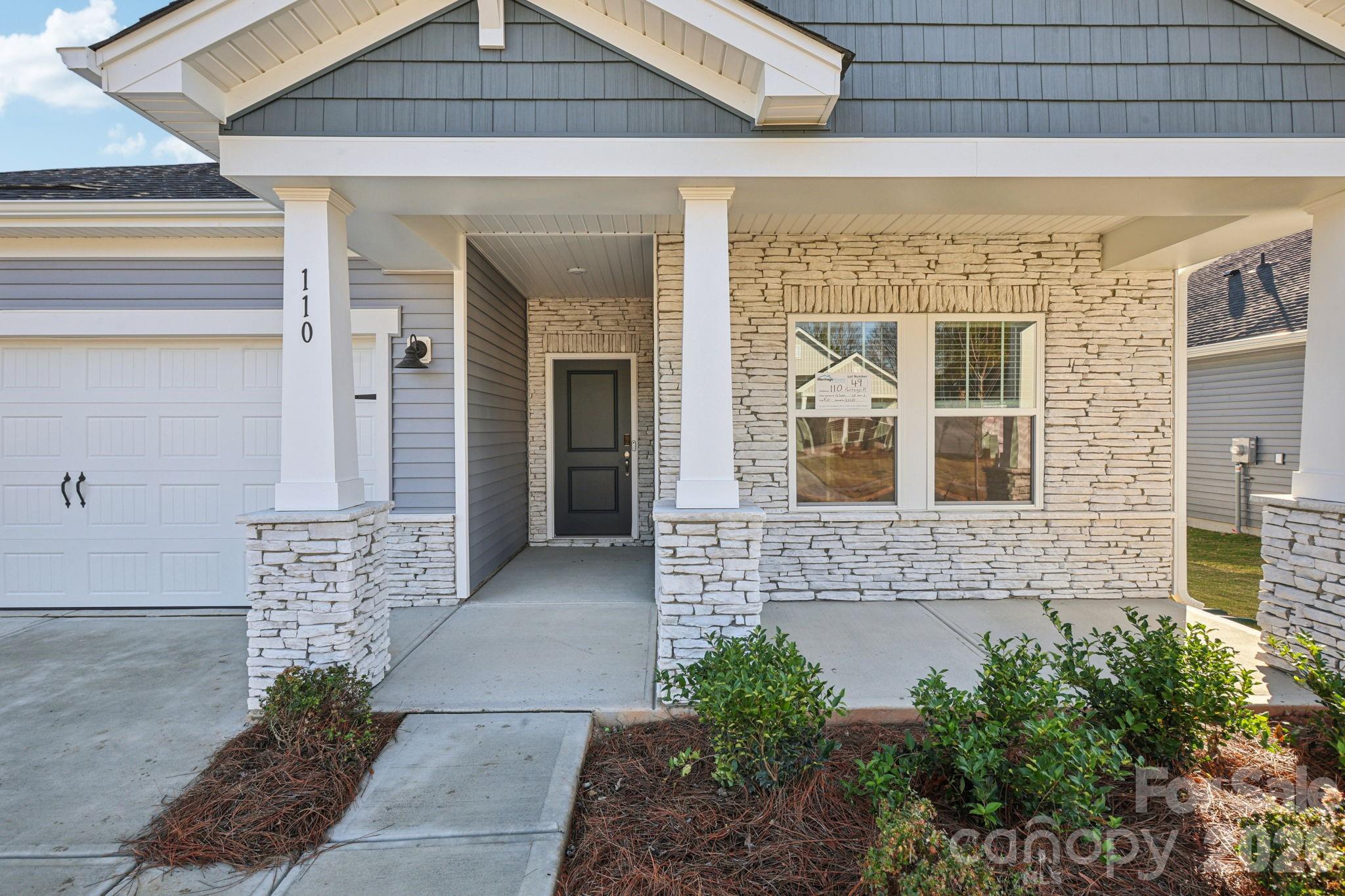 533 Darya Drive Property Photo 2