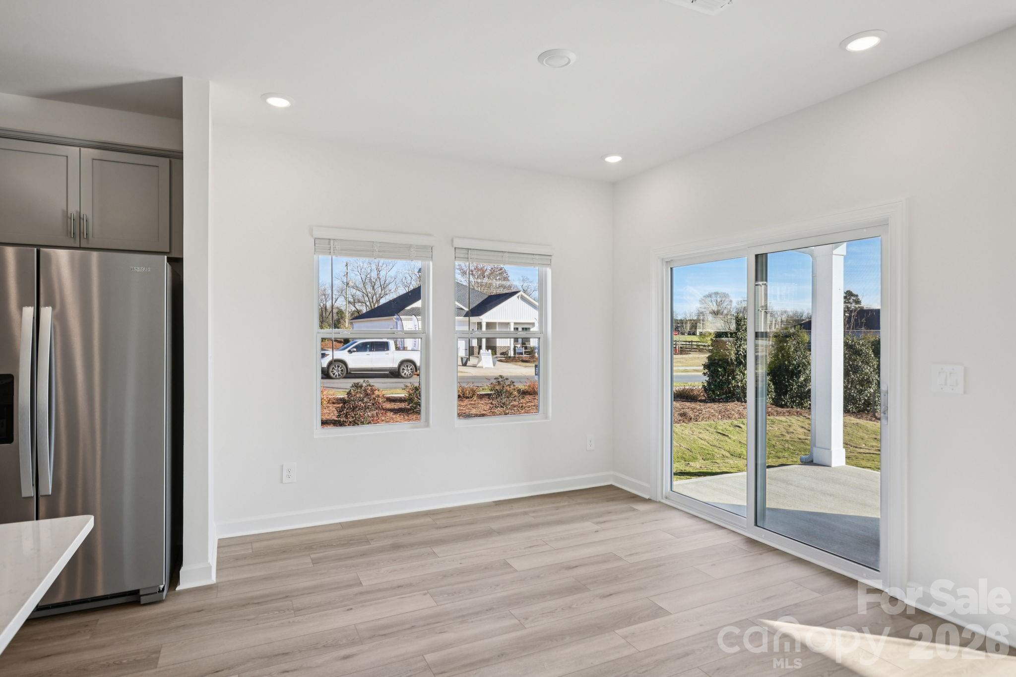 533 Darya Drive Property Photo 6