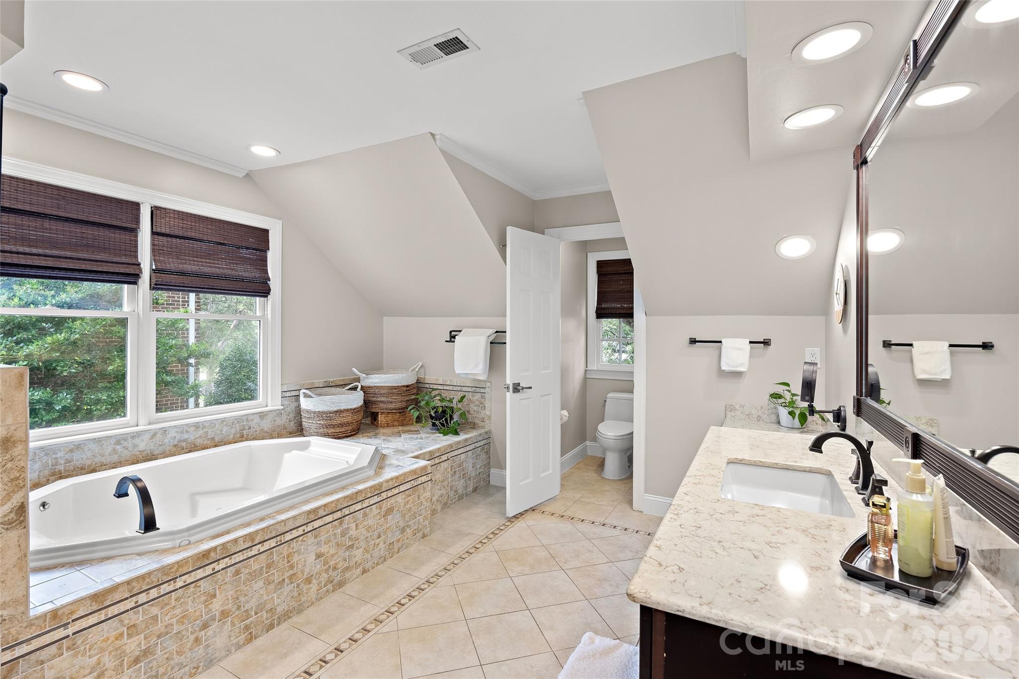 4533 Noras Path Road Property Photo 27