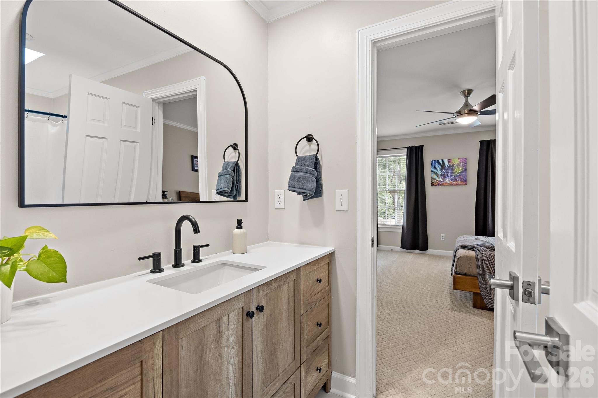4533 Noras Path Road Property Photo 32