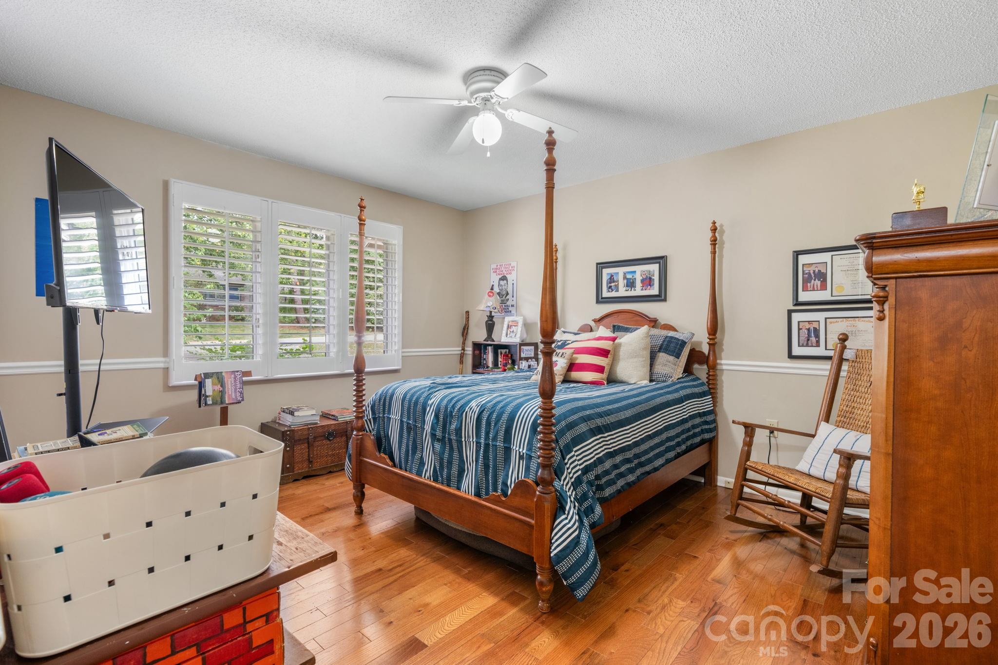 446 17th Avenue Drive Property Photo 16