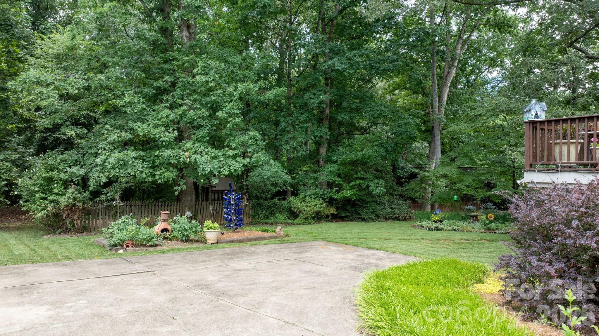 446 17th Avenue Drive Property Photo 37