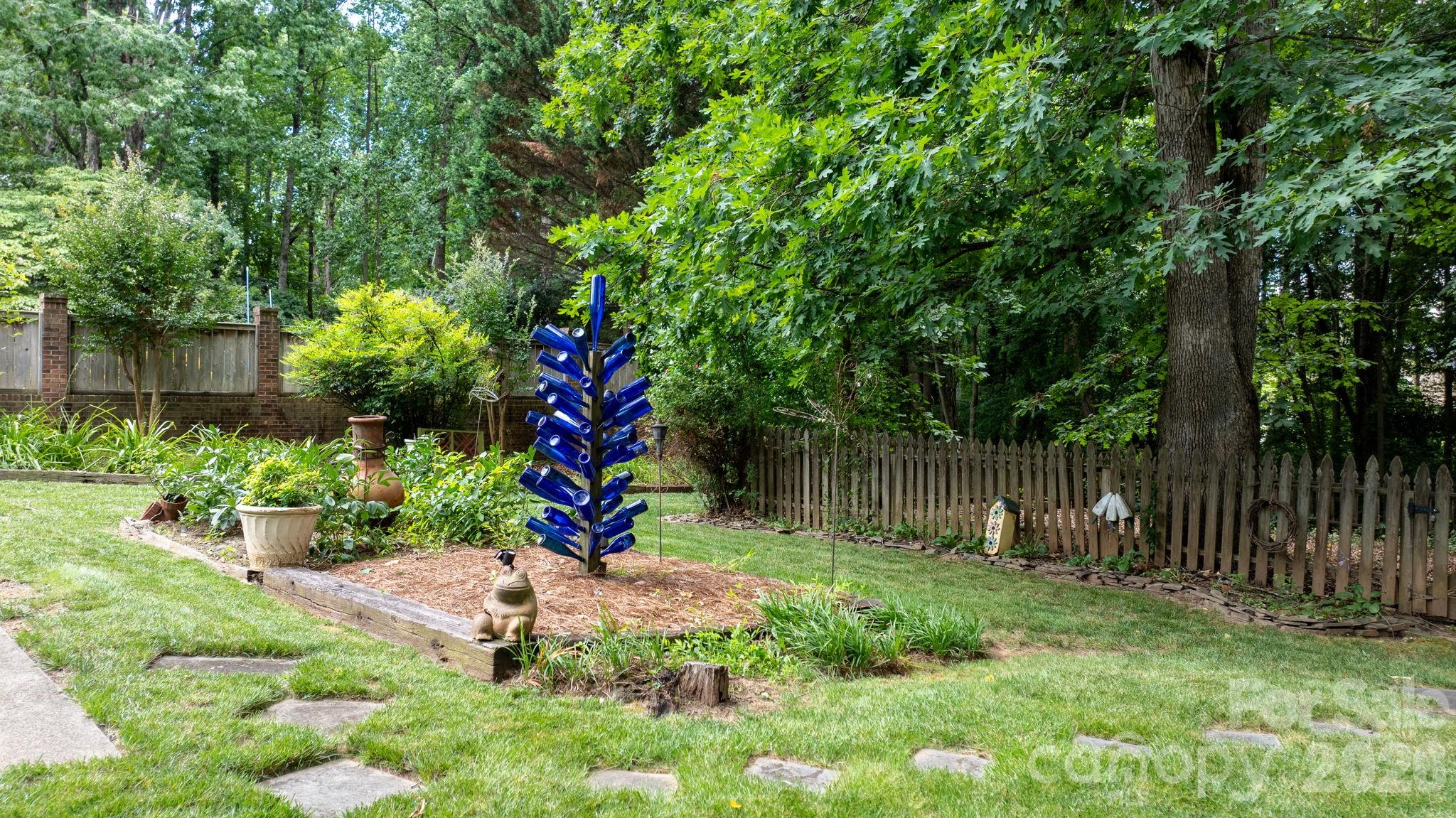 446 17th Avenue Drive Property Photo 39