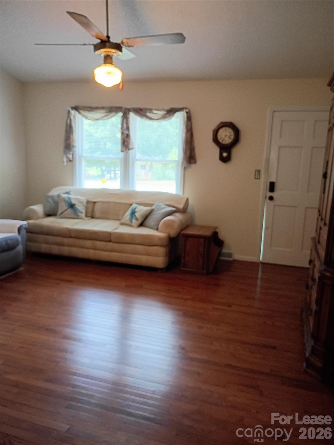 5912 Mcgregor Drive Property Photo 3