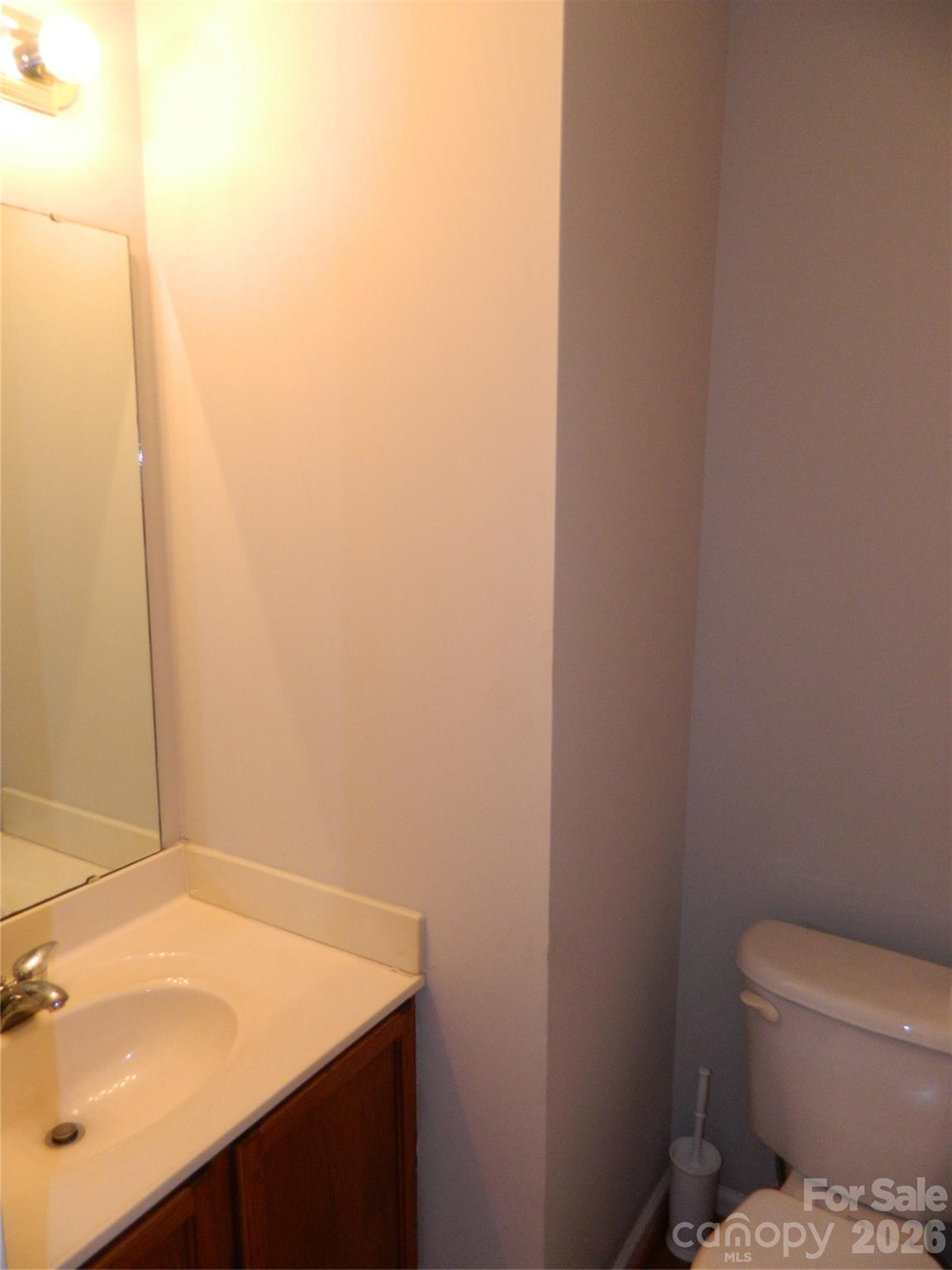 223 Linkside Court Property Photo 7