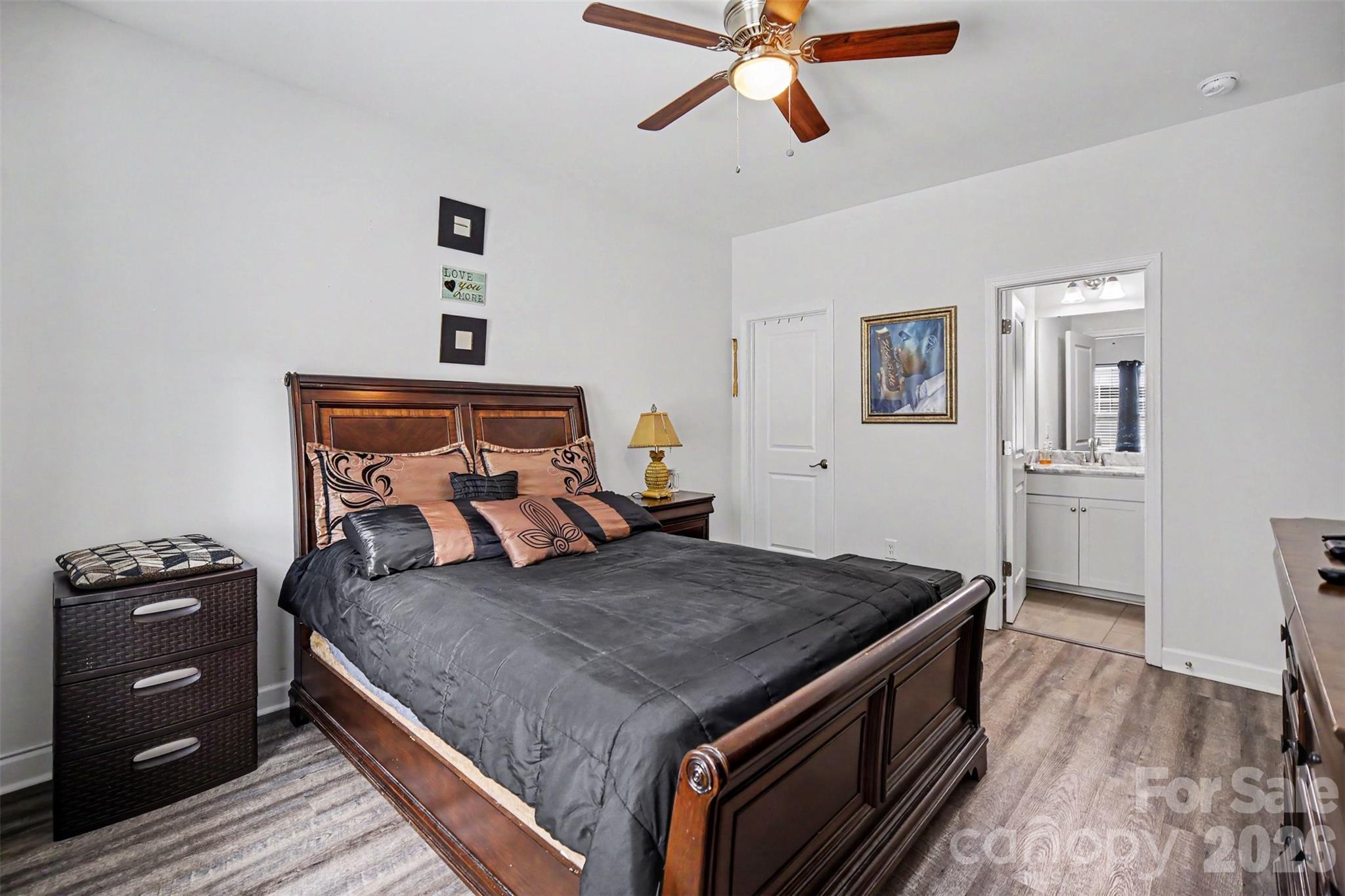 2703 S Calvary Street Property Photo 16