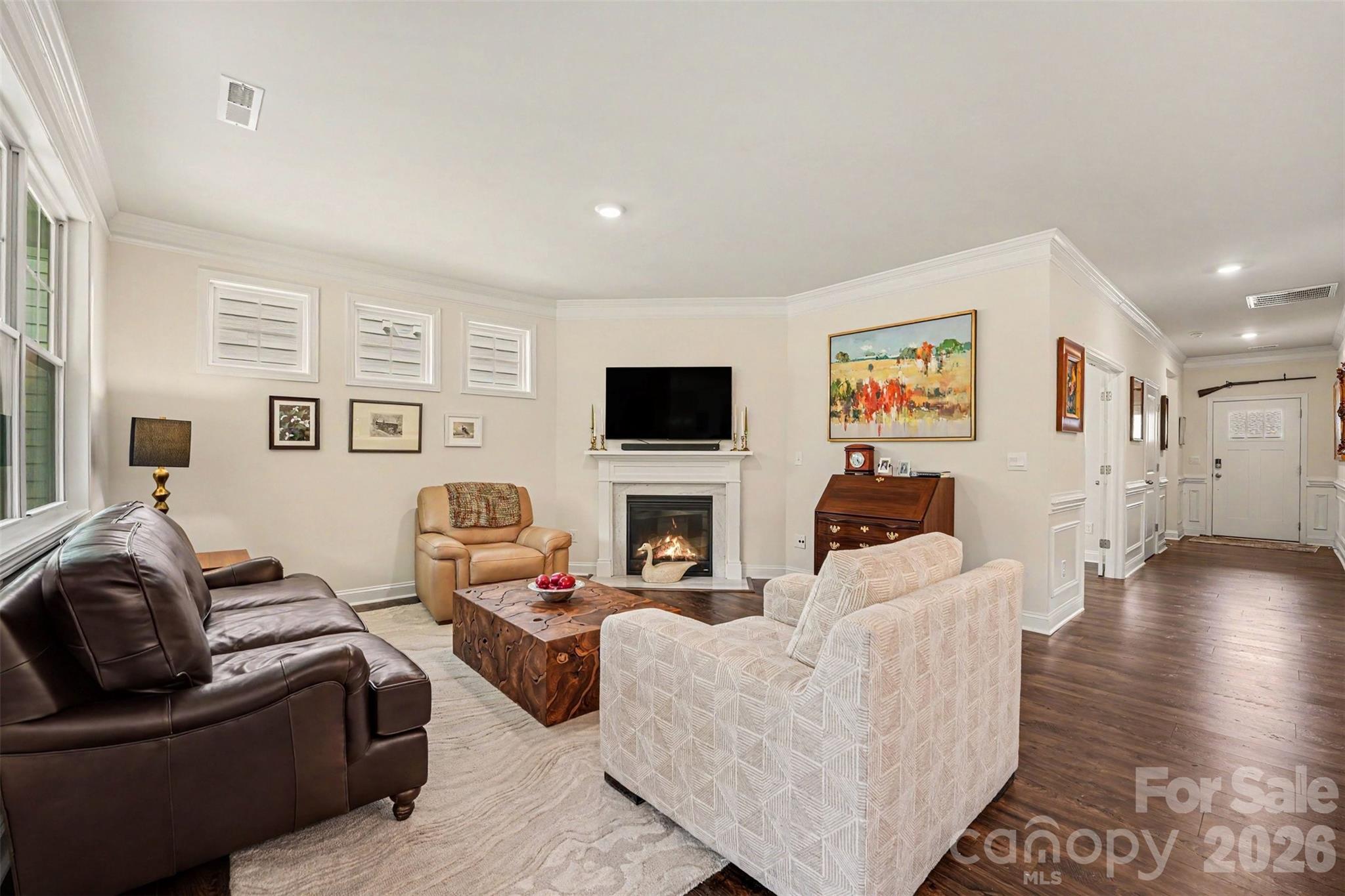 5043 Antebellum Drive Property Photo 6