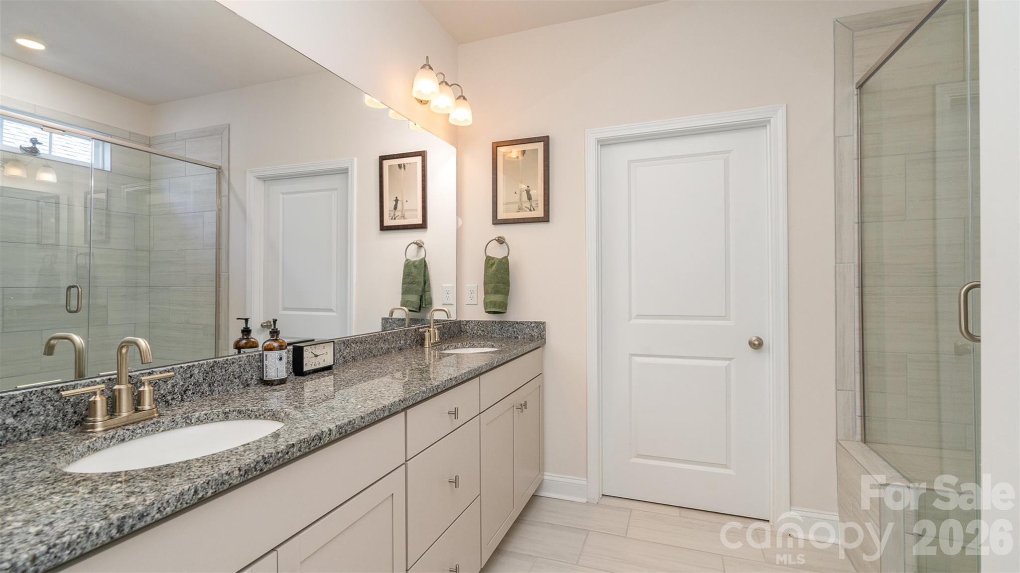 5043 Antebellum Drive Property Photo 12