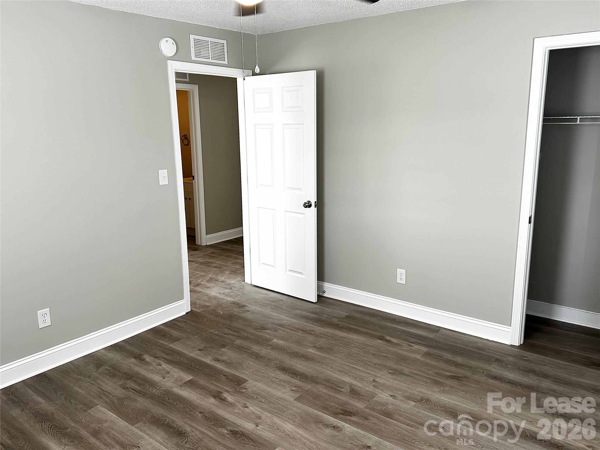 208 S Lexington Drive Property Photo 15